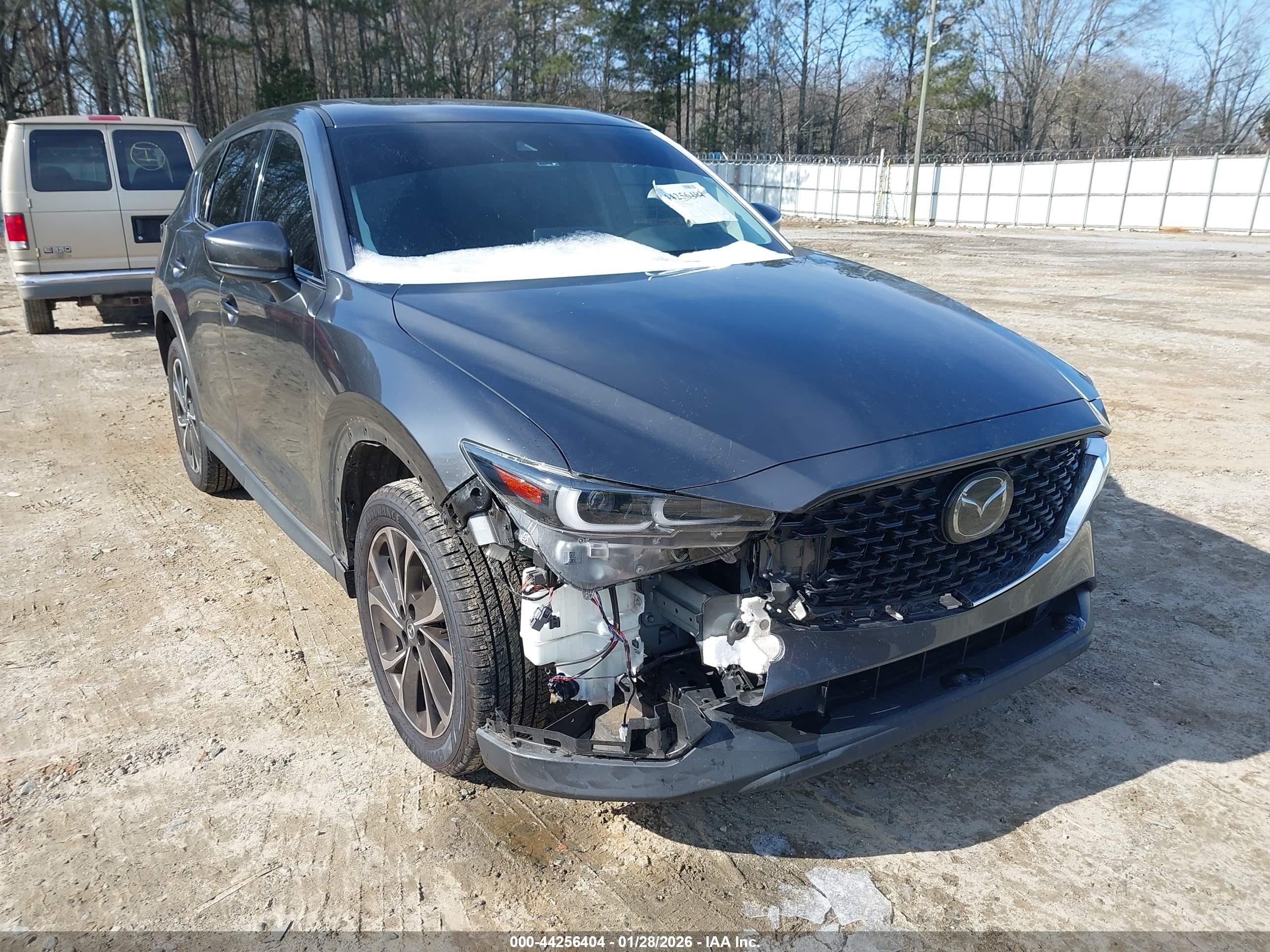 MAZDA CX-5 image 6