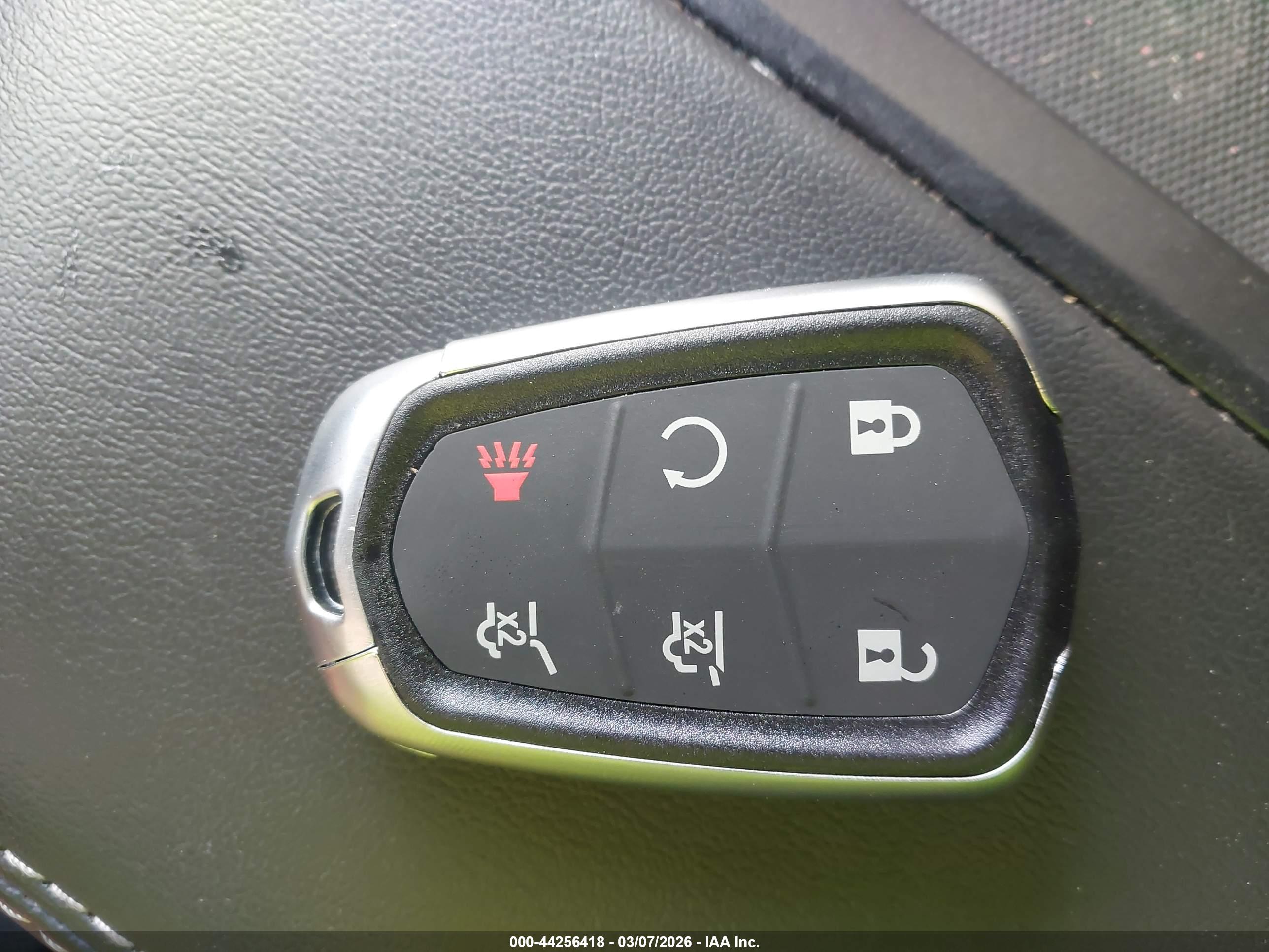 GMC YUKON image 11