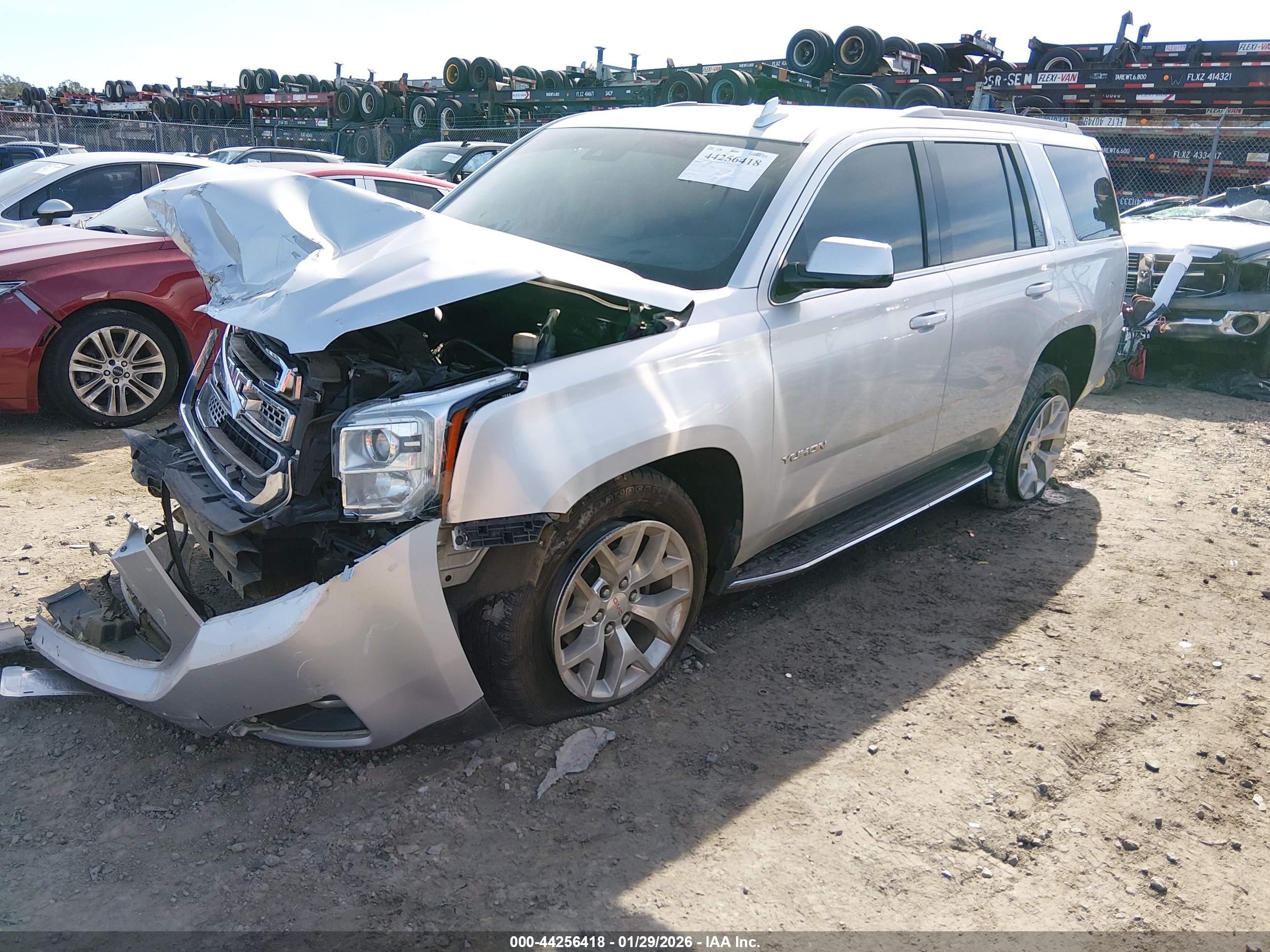 GMC YUKON image 2