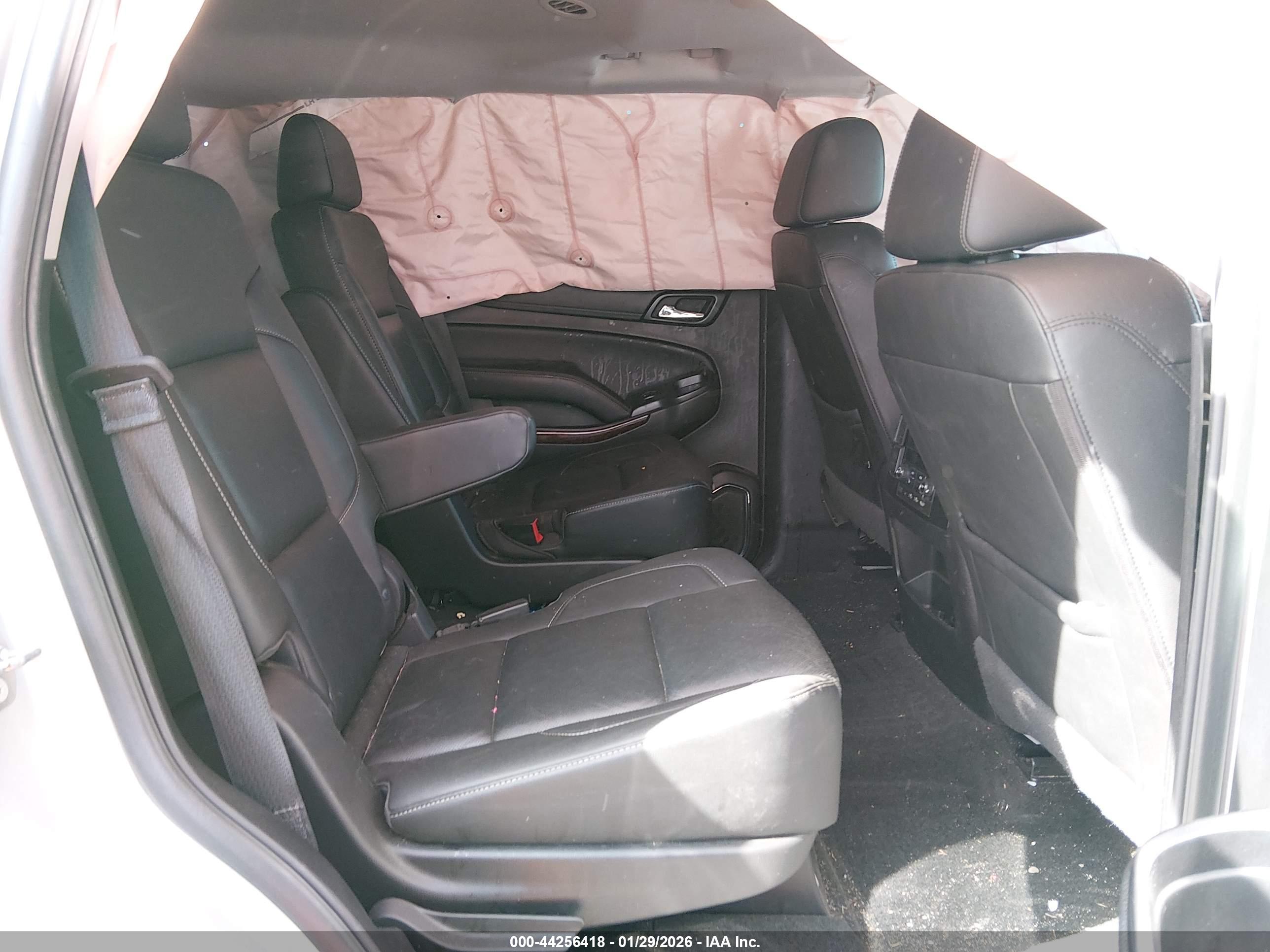 GMC YUKON image 8