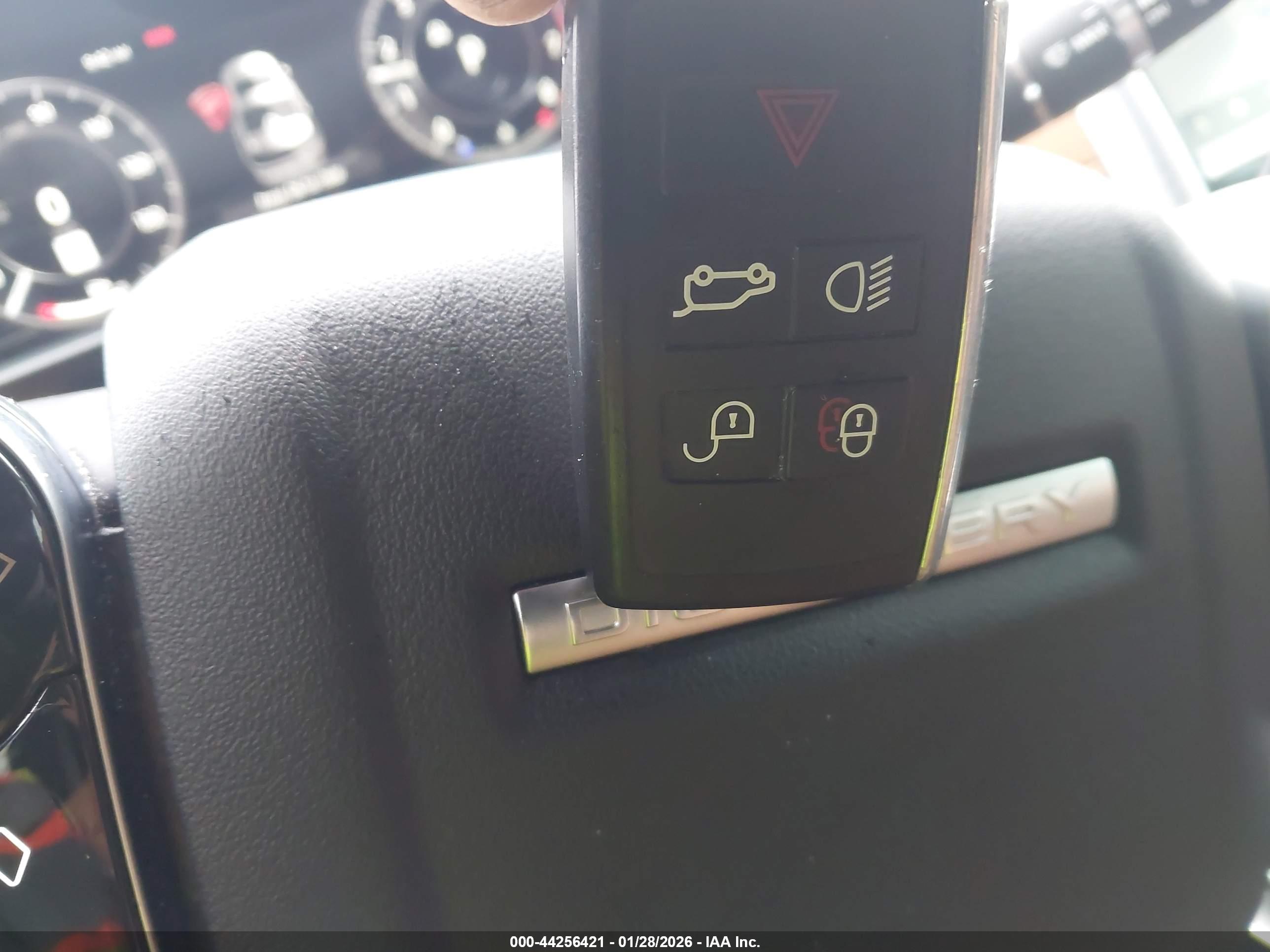 LAND ROVER image 11