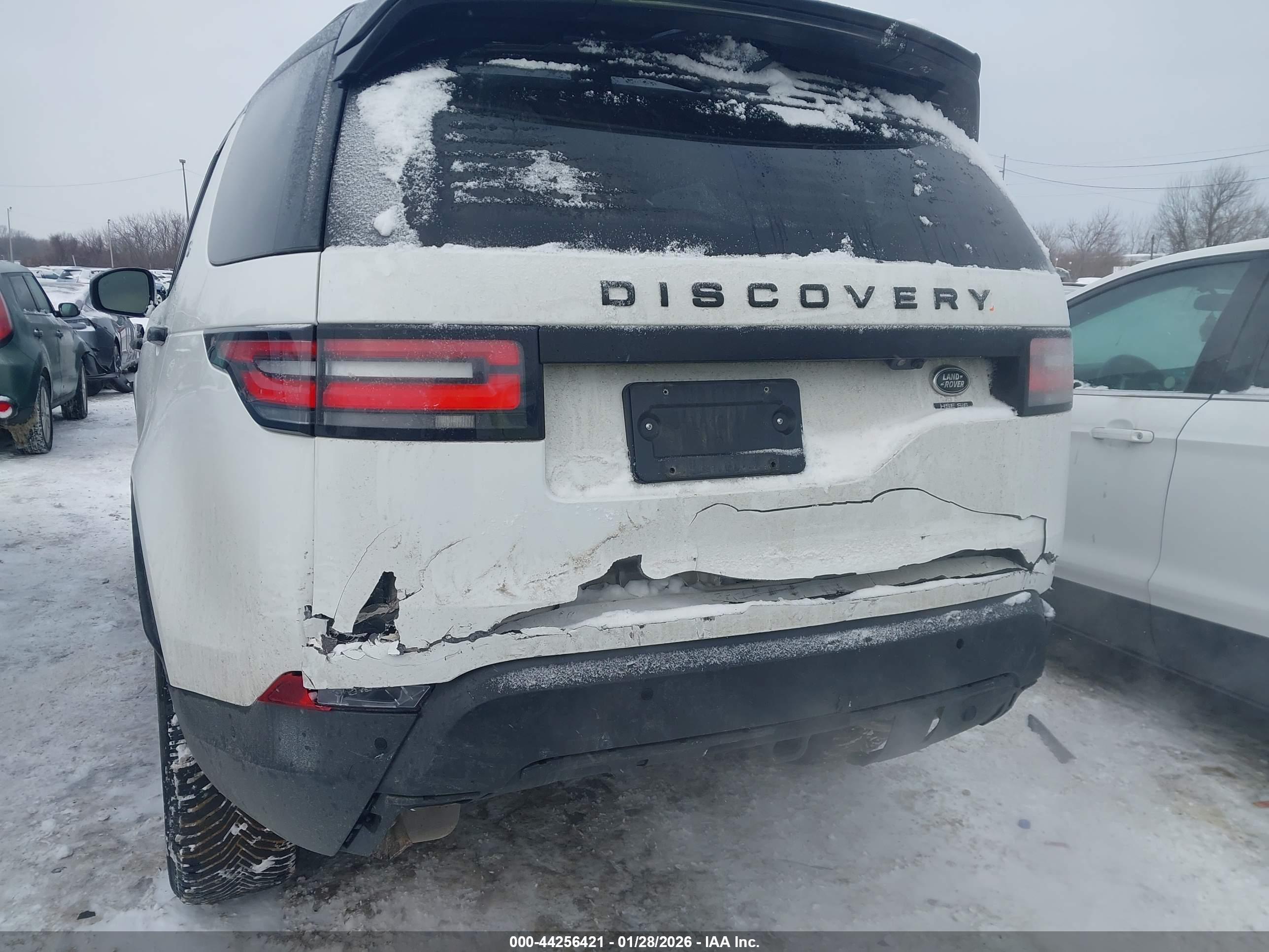 LAND ROVER image 6
