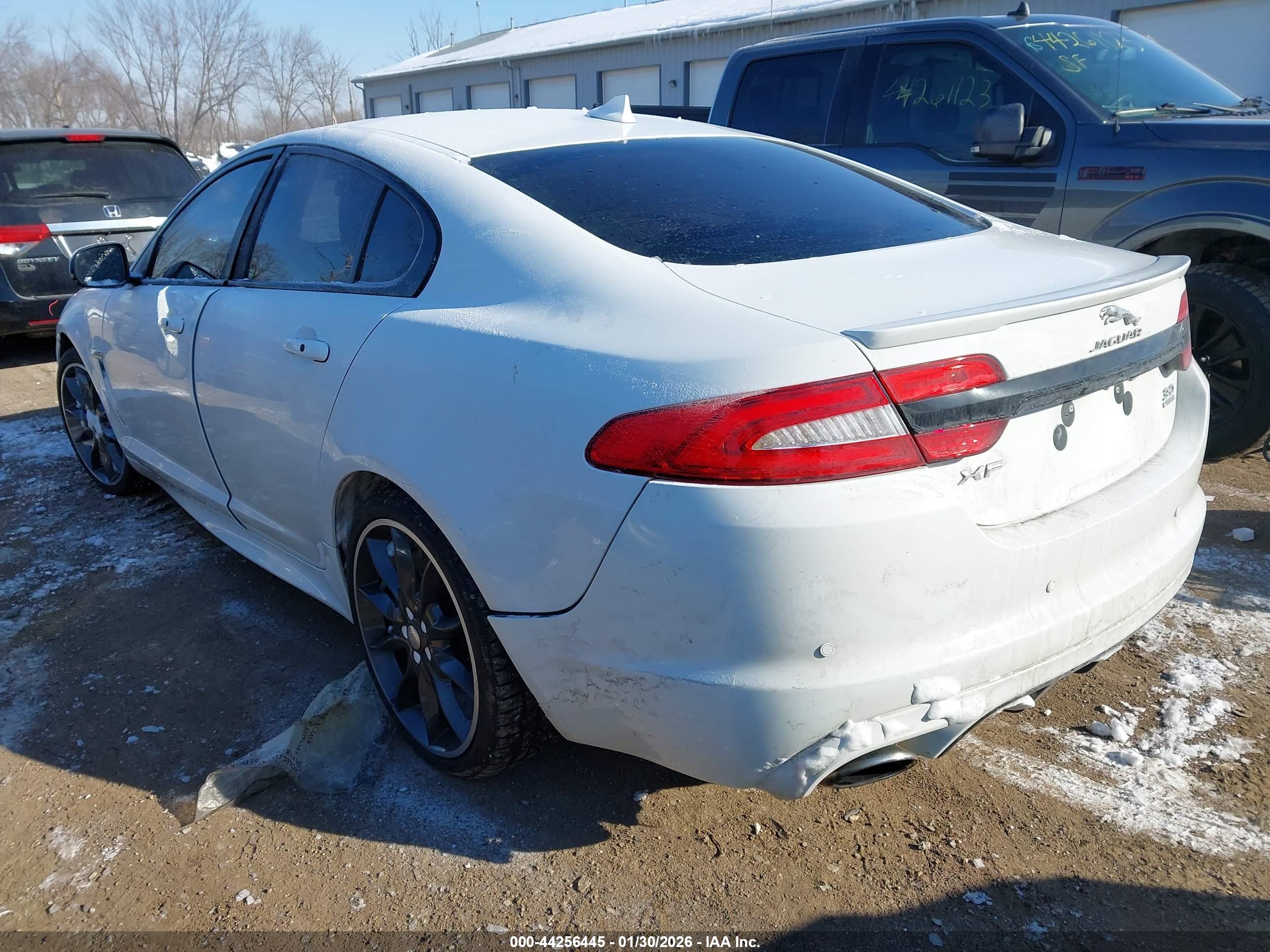 JAGUAR XF image 3