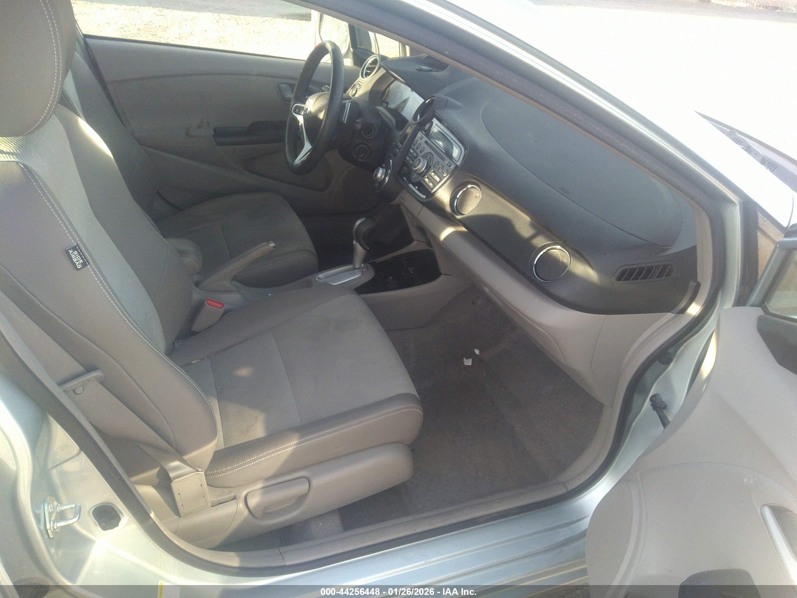 HONDA INSIGHT image 5