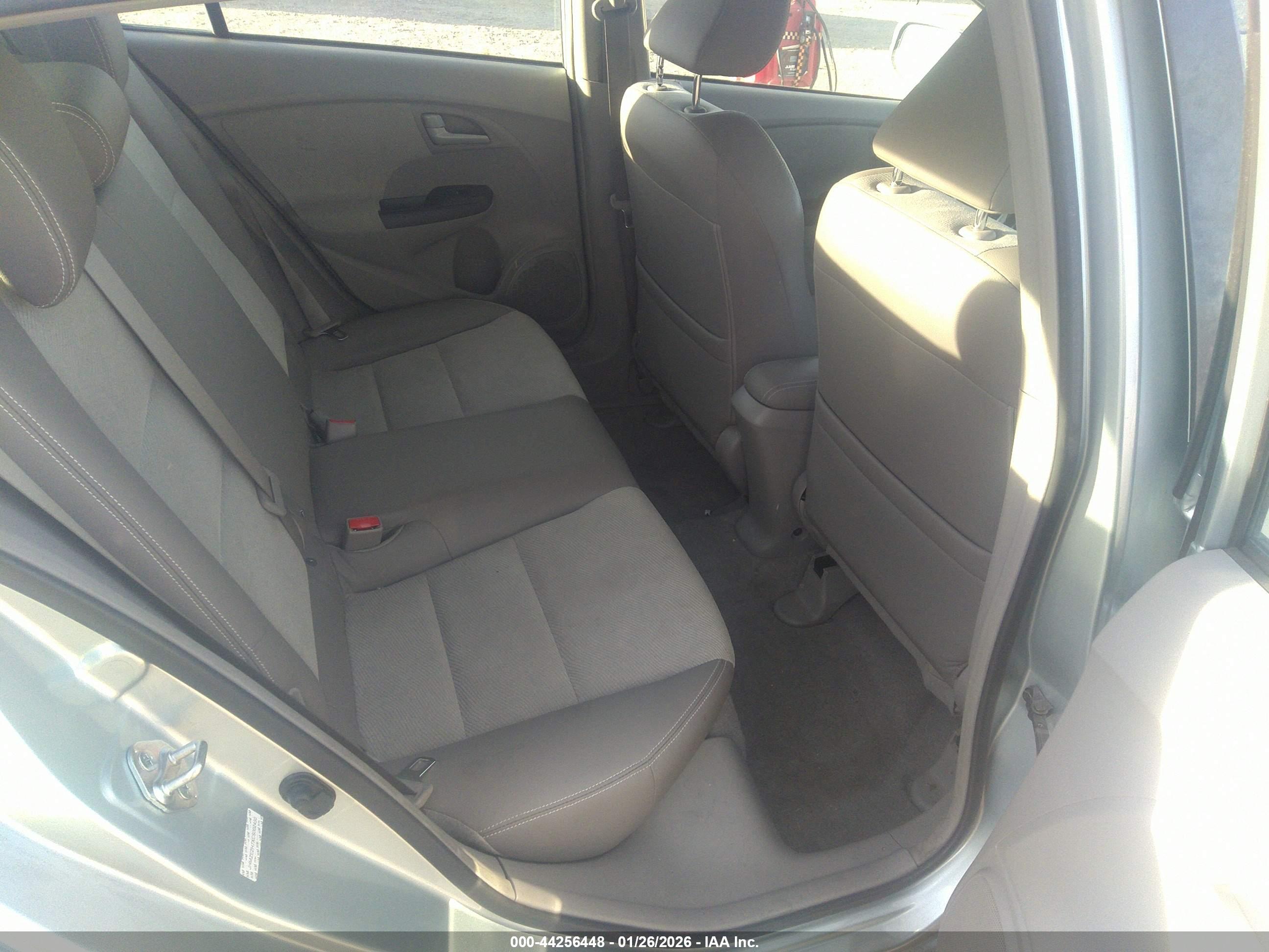 HONDA INSIGHT image 8