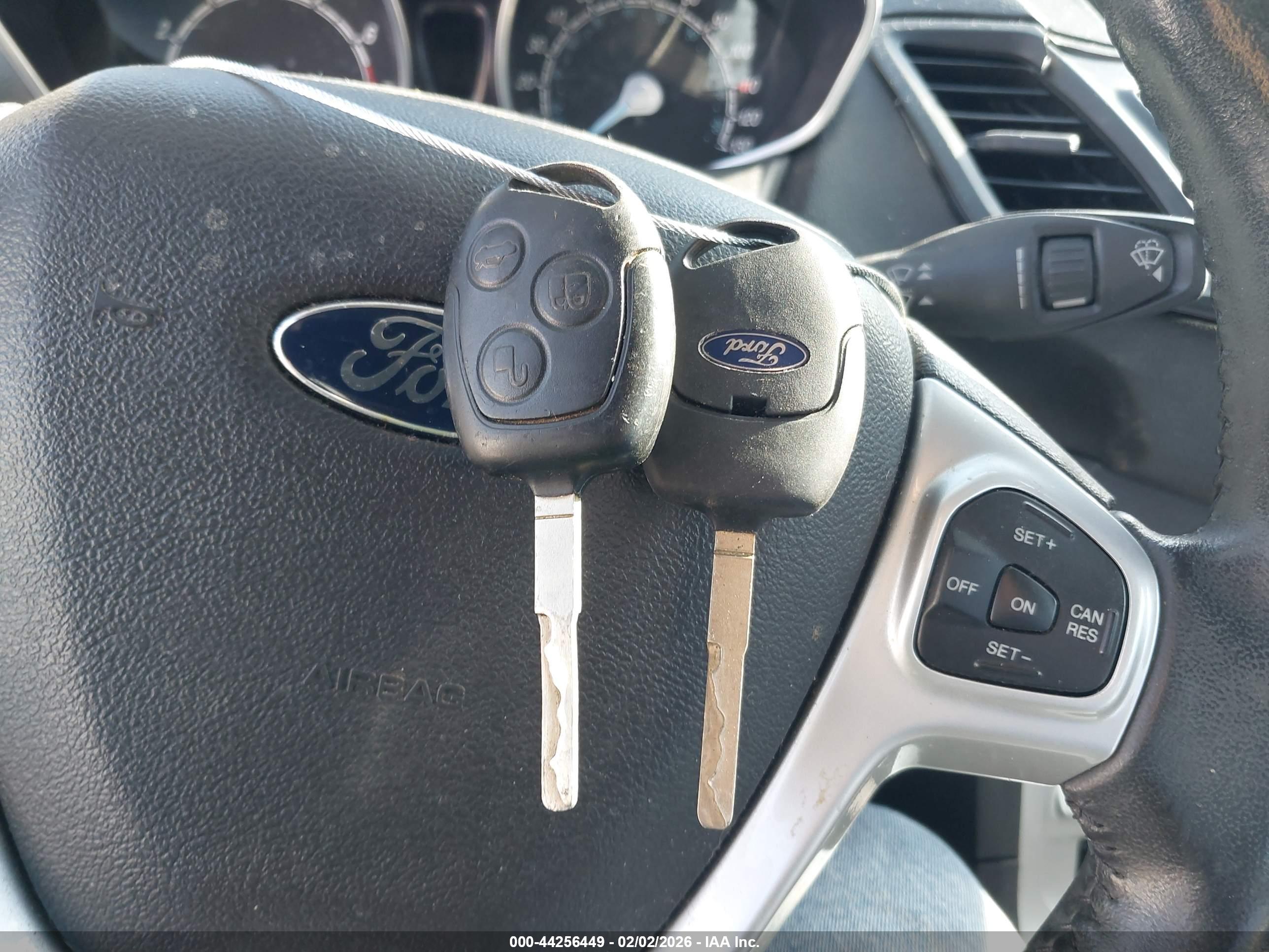 FORD FIESTA image 11