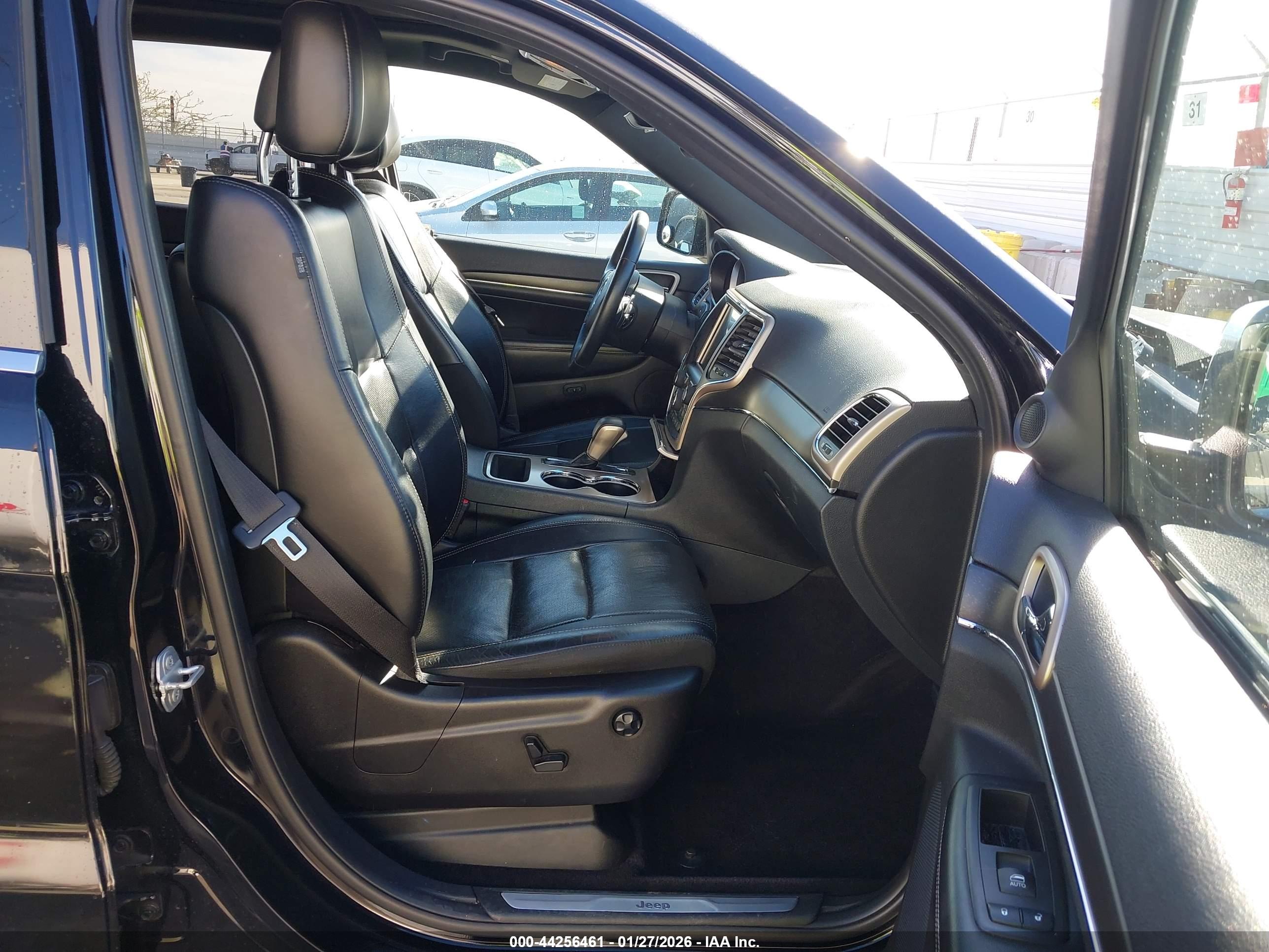 JEEP GRAND image 5