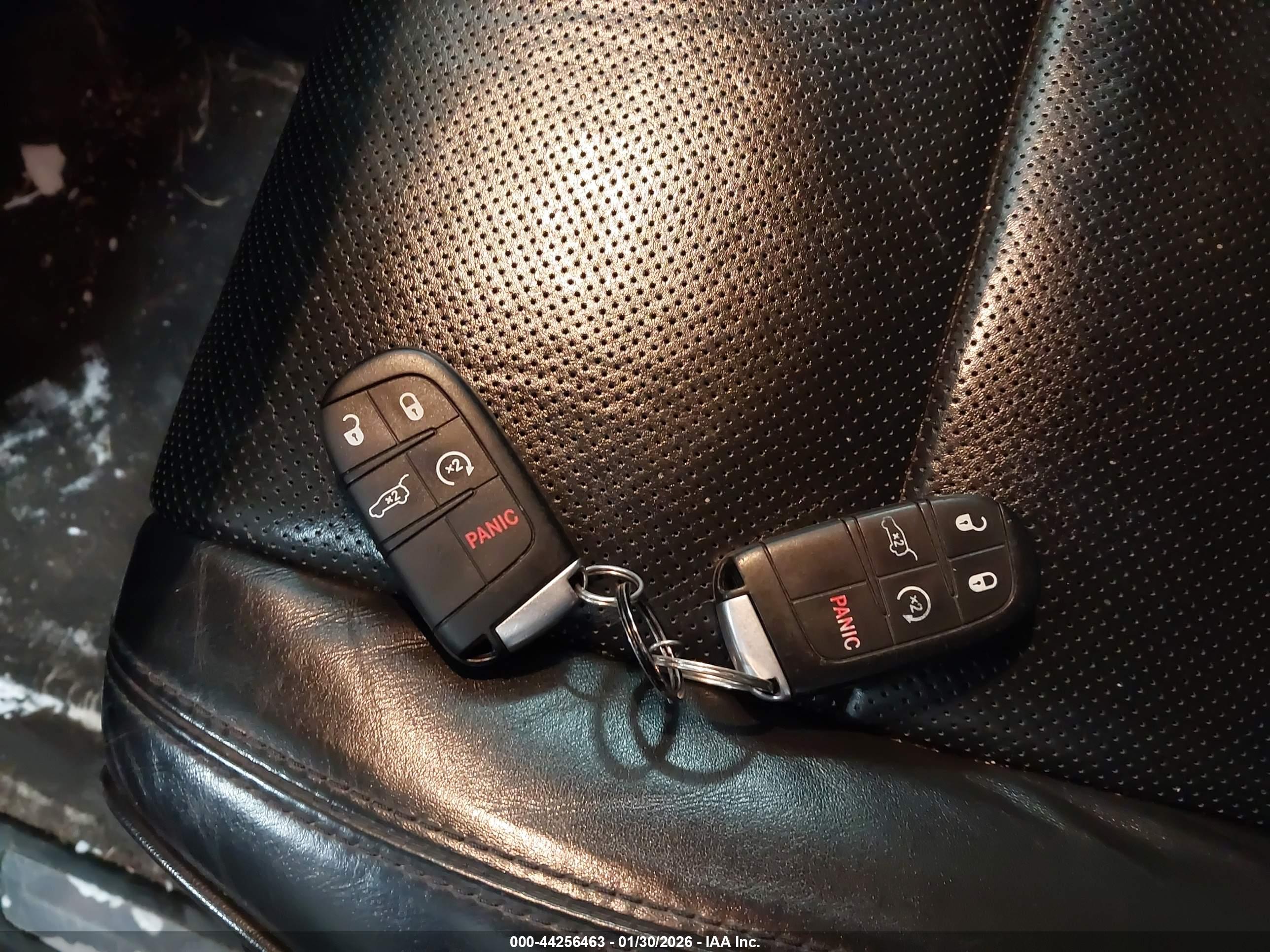JEEP GRAND image 11