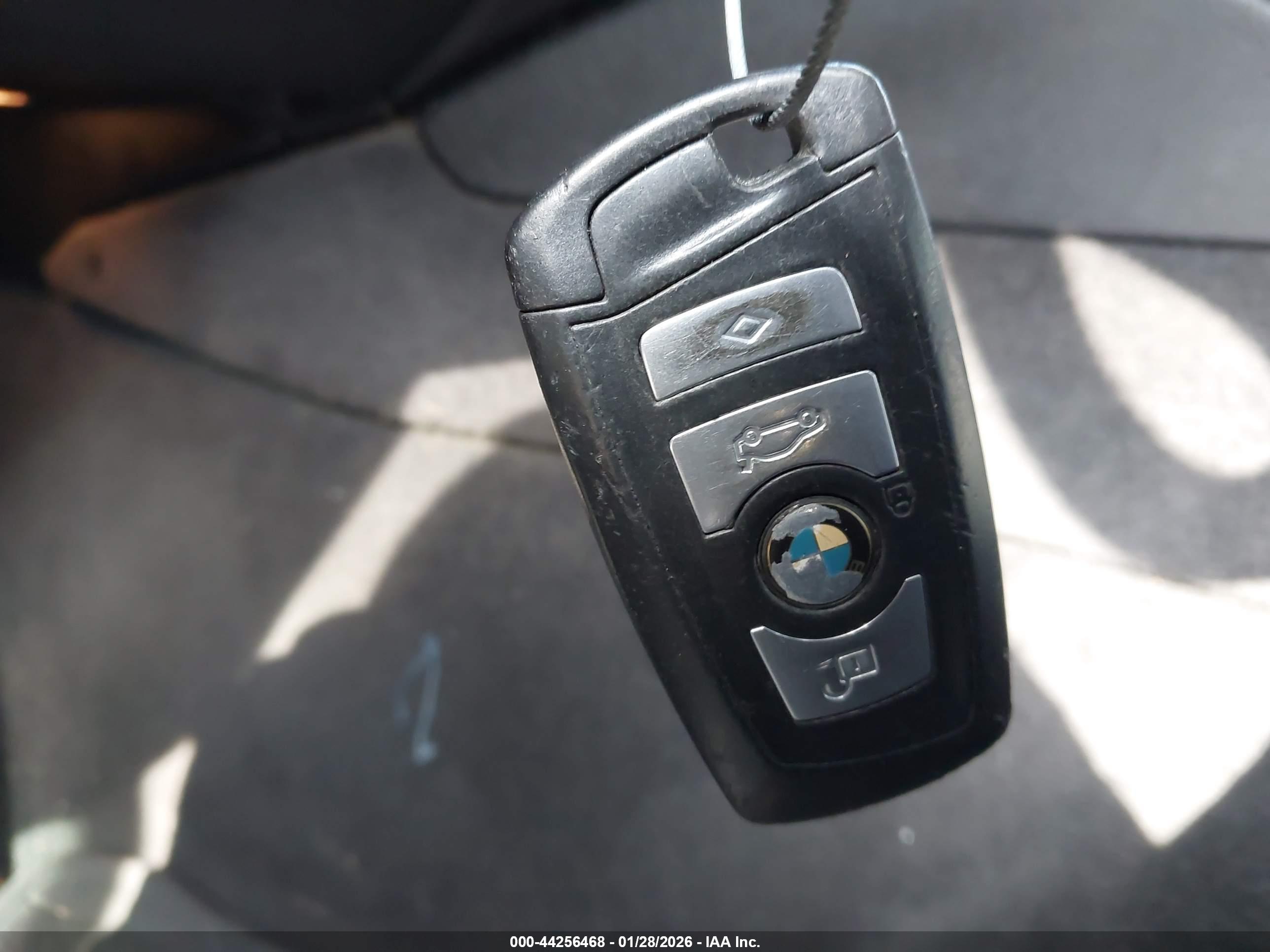 BMW 535I image 11