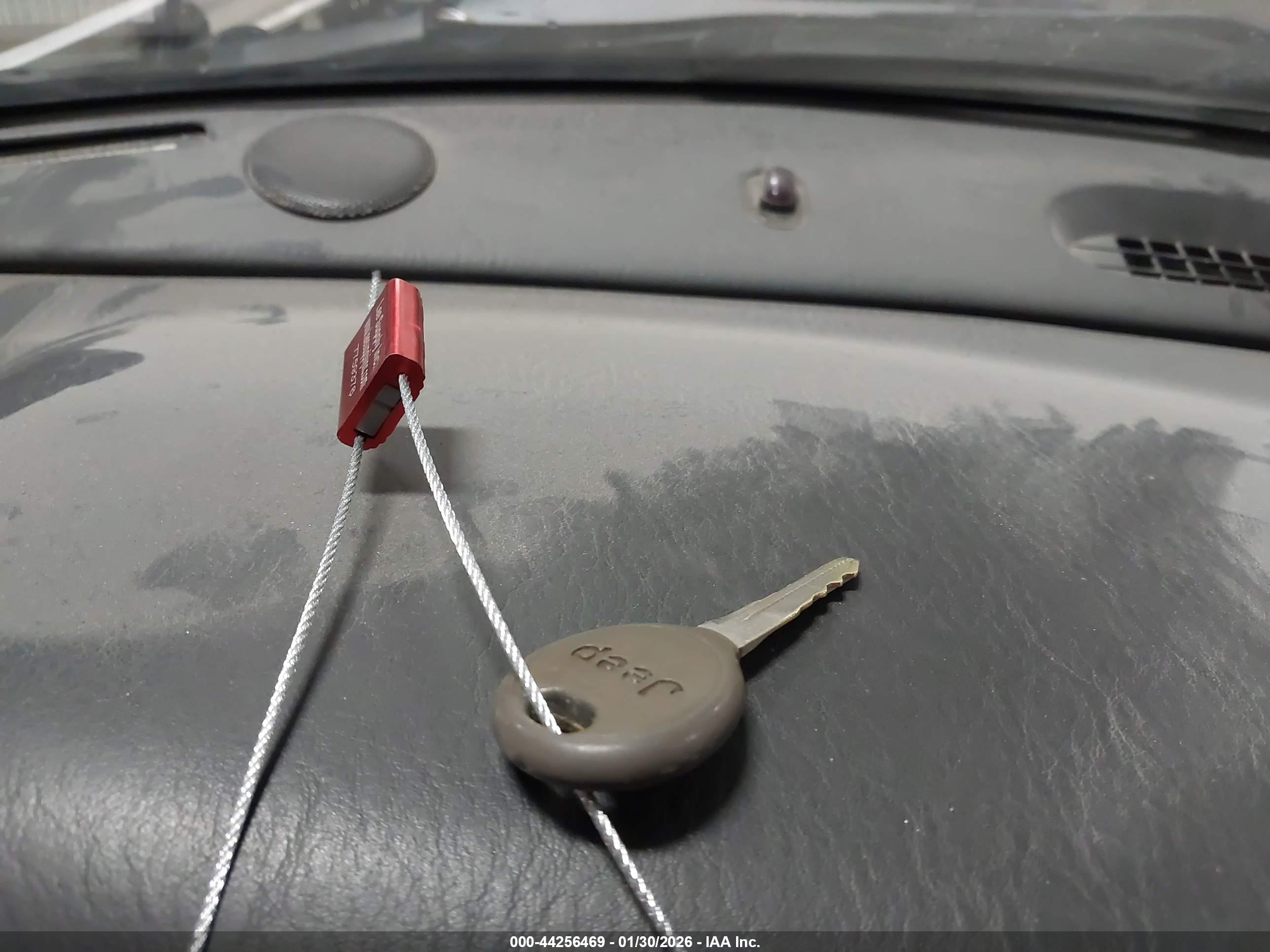 JEEP GRAND image 11