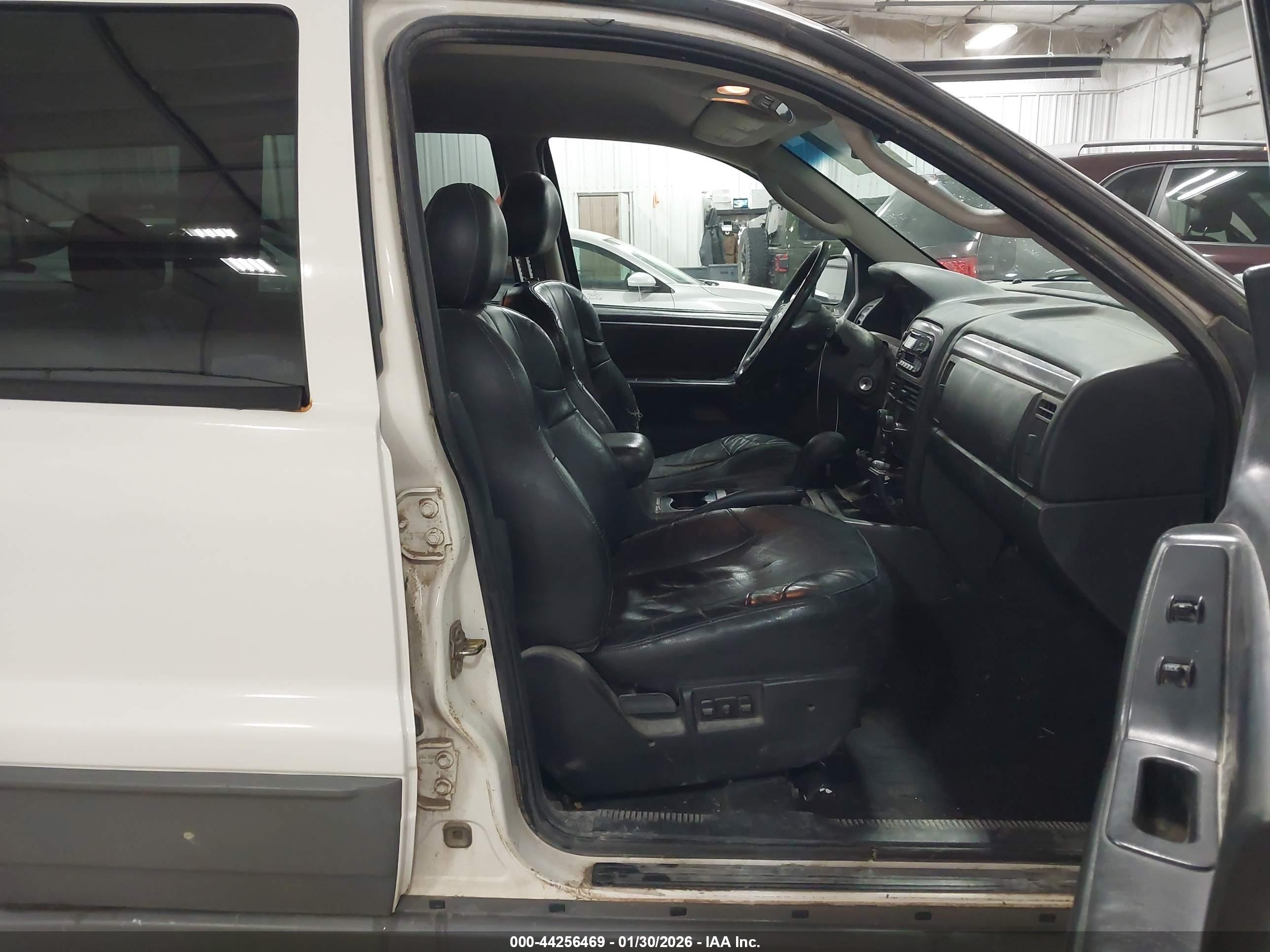 JEEP GRAND image 5