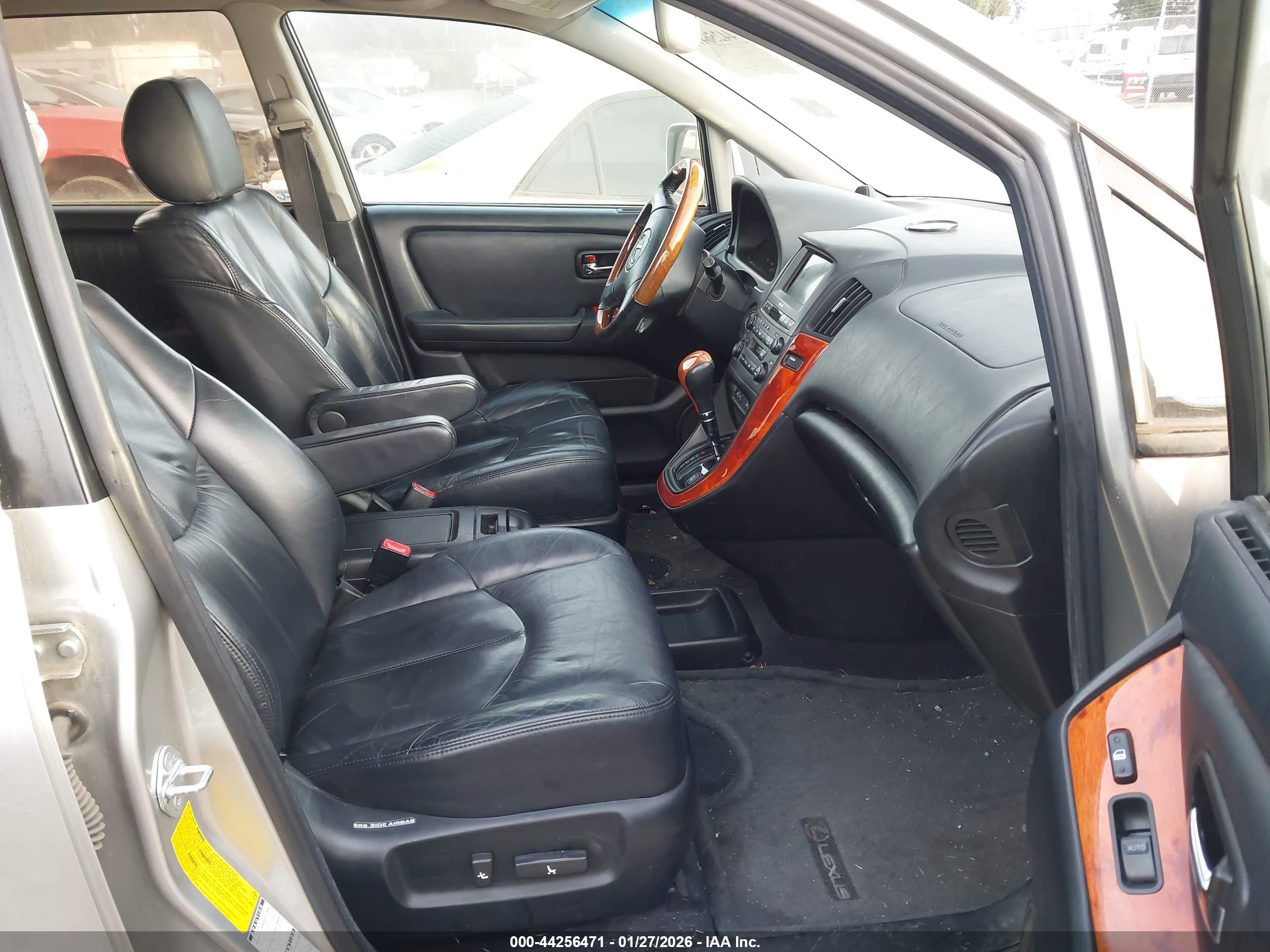 LEXUS RX image 5