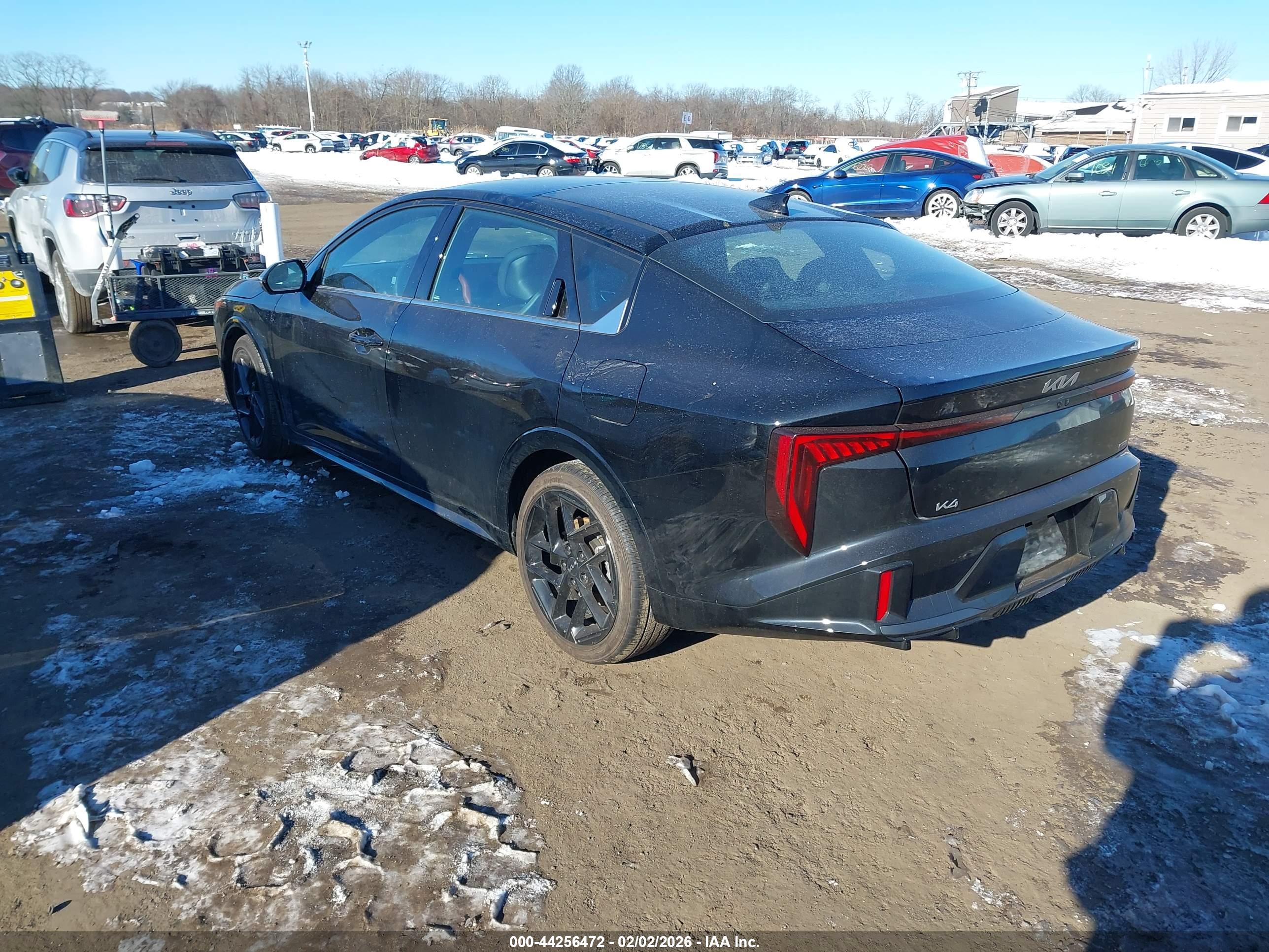 KIA K4 image 3