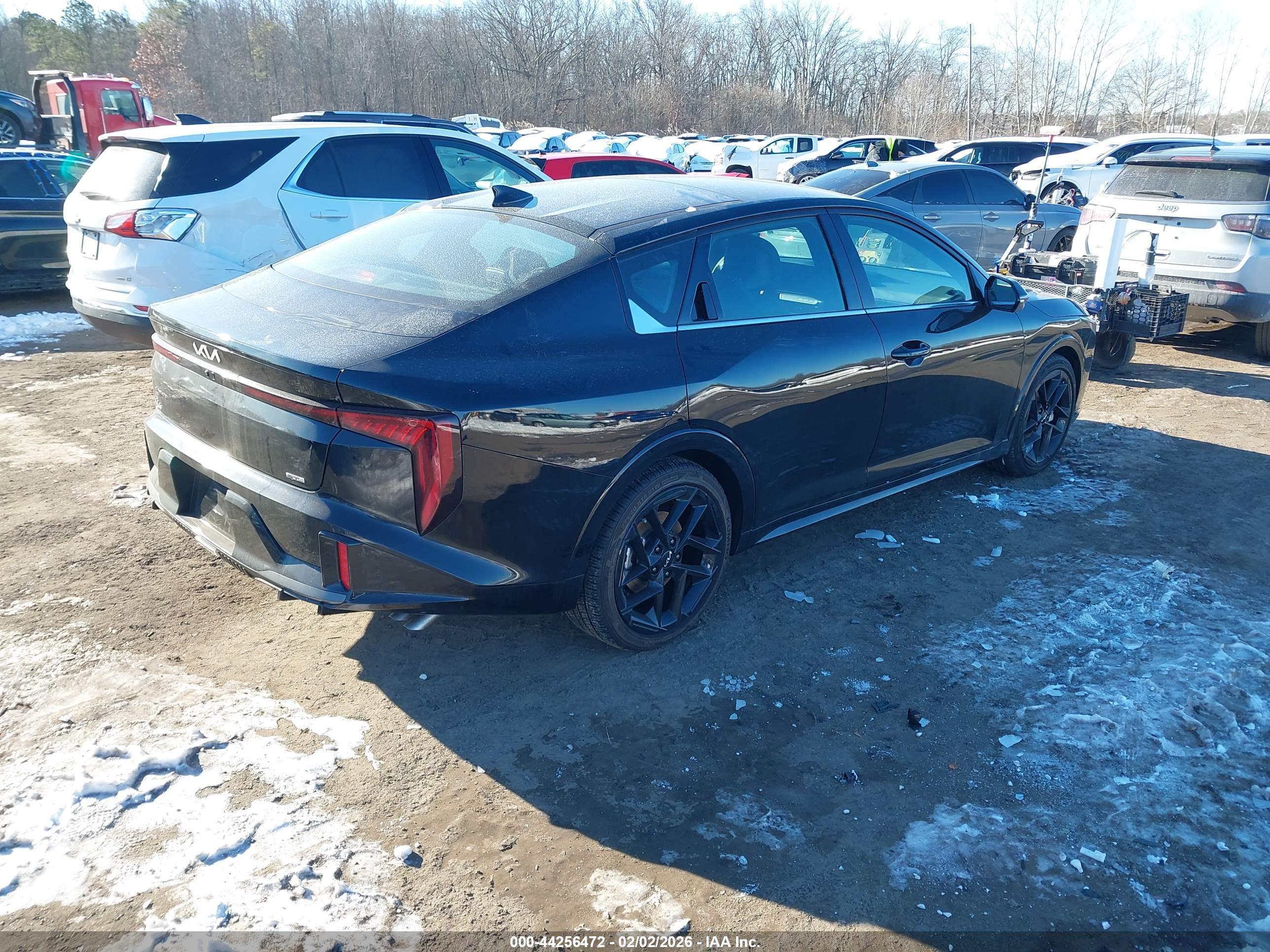 KIA K4 image 4