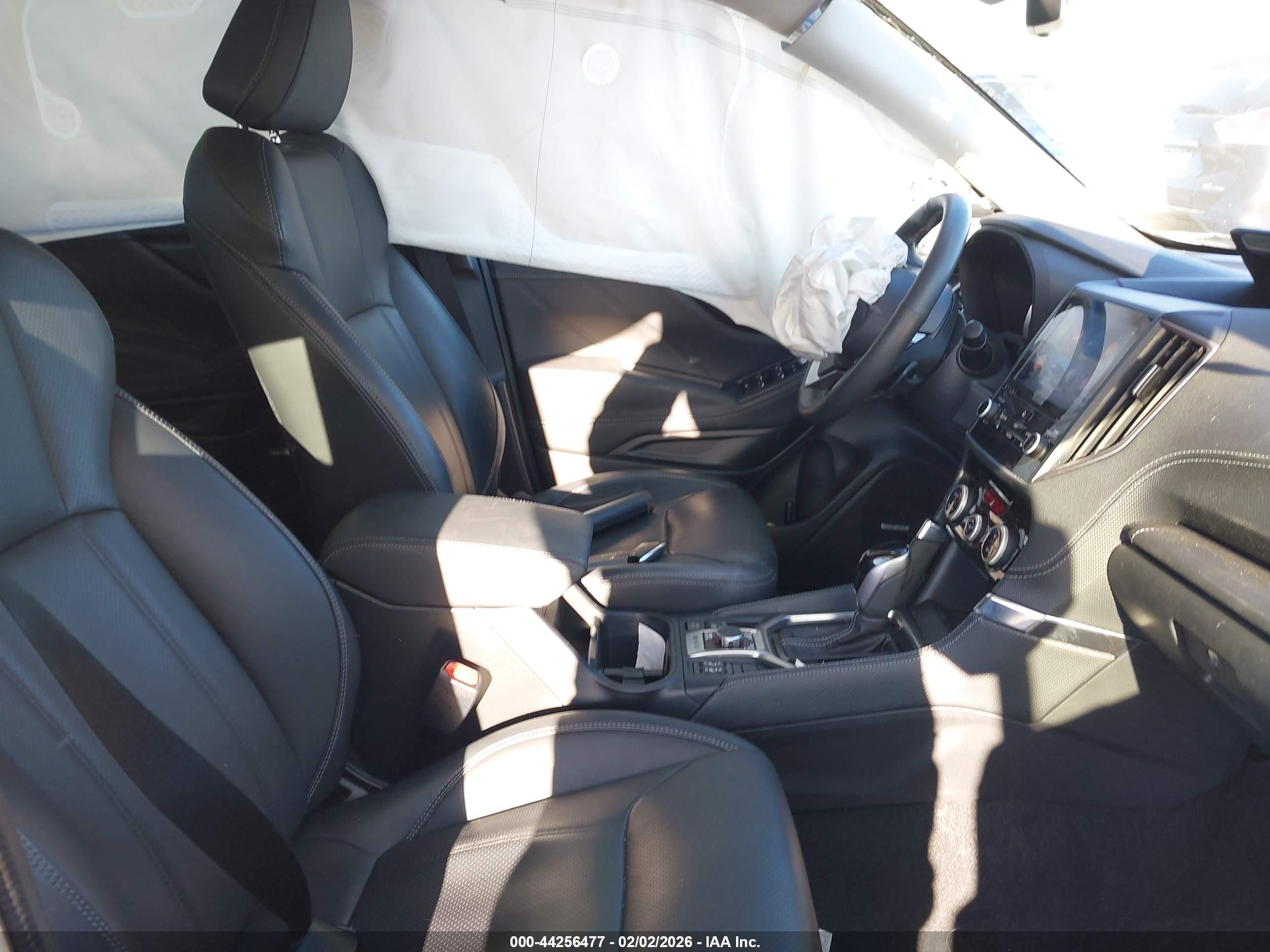 SUBARU FORESTER image 5