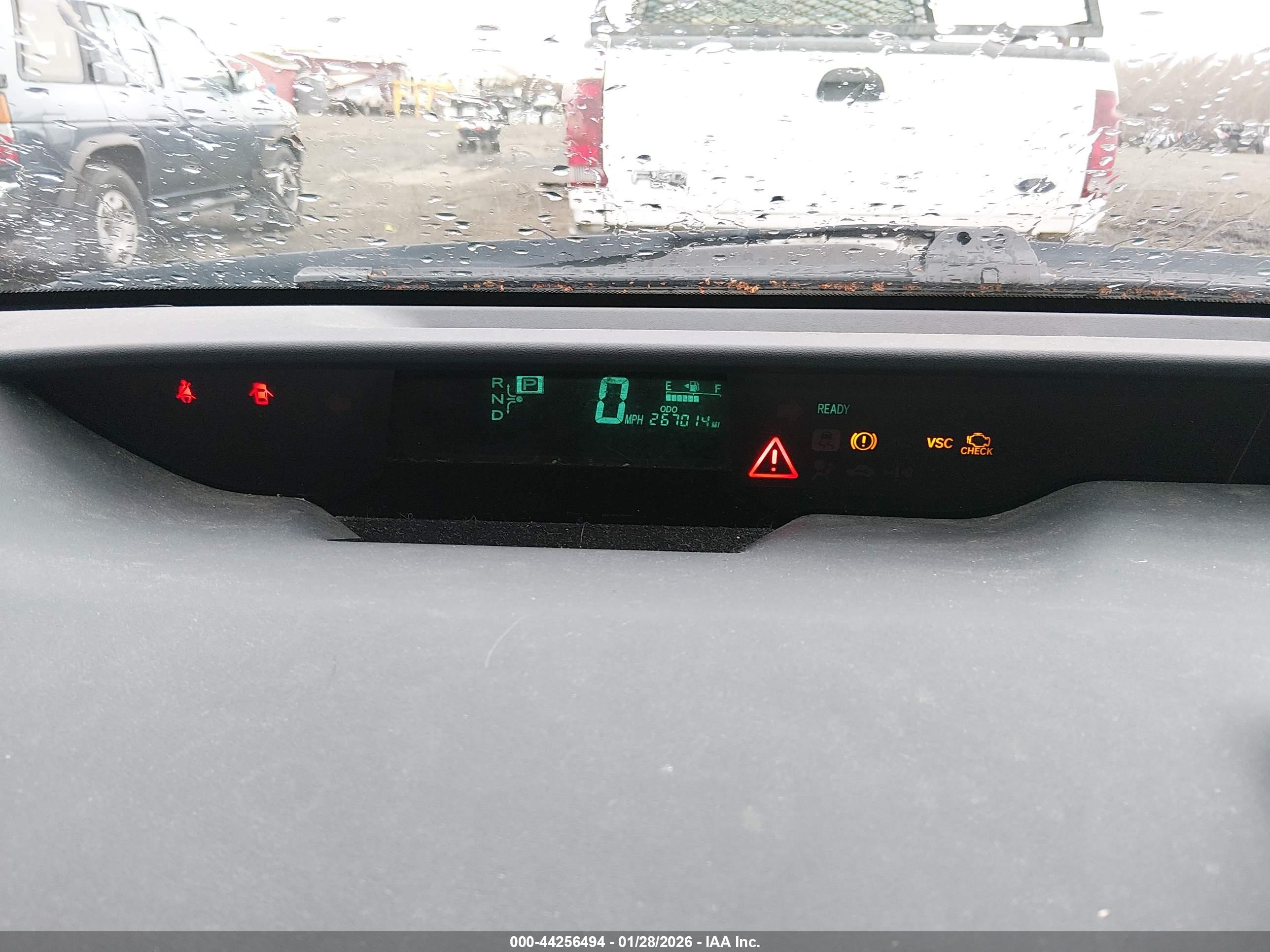 TOYOTA PRIUS image 7