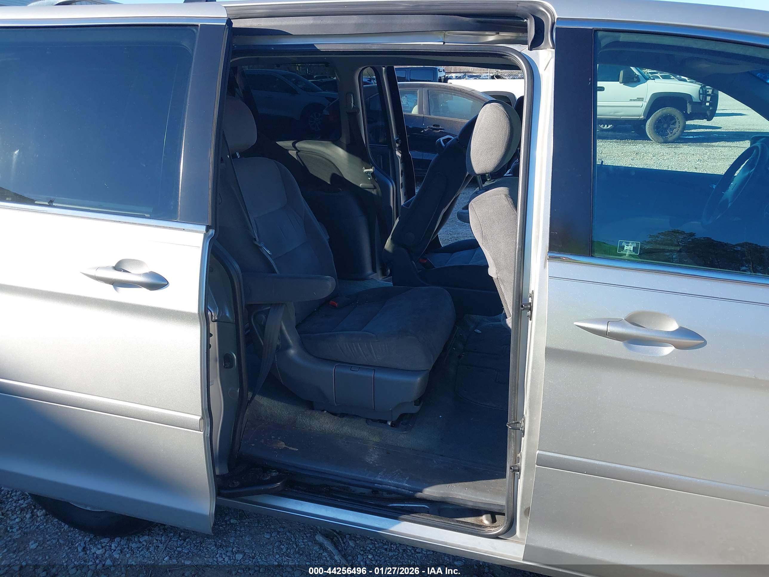 HONDA ODYSSEY image 8