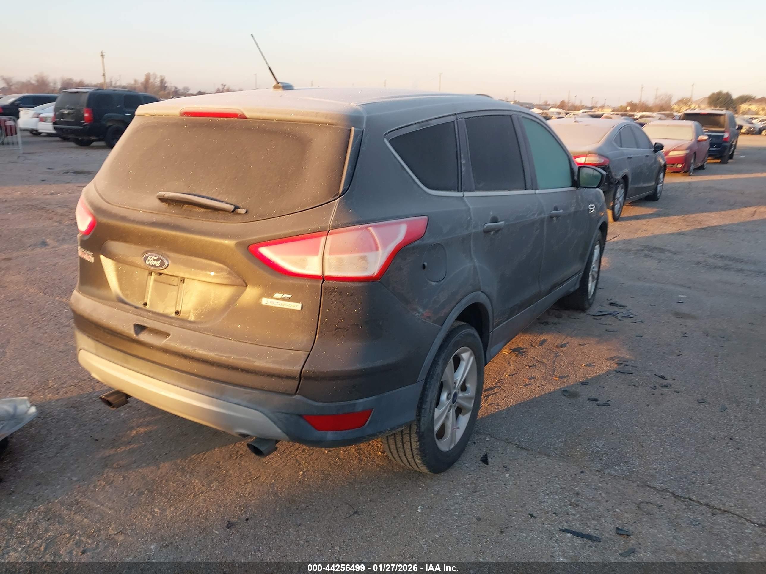 FORD ESCAPE image 4