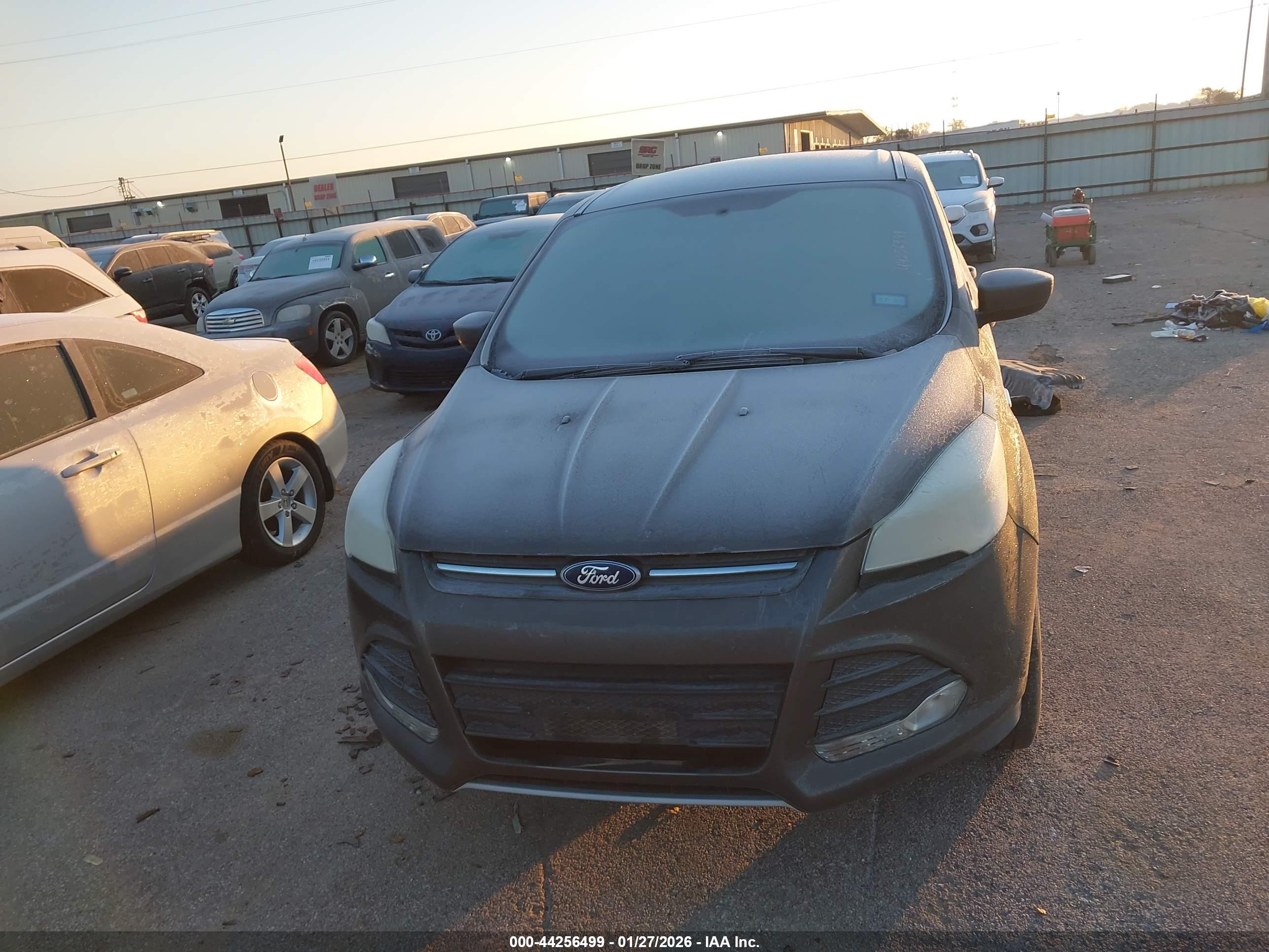 FORD ESCAPE image 6