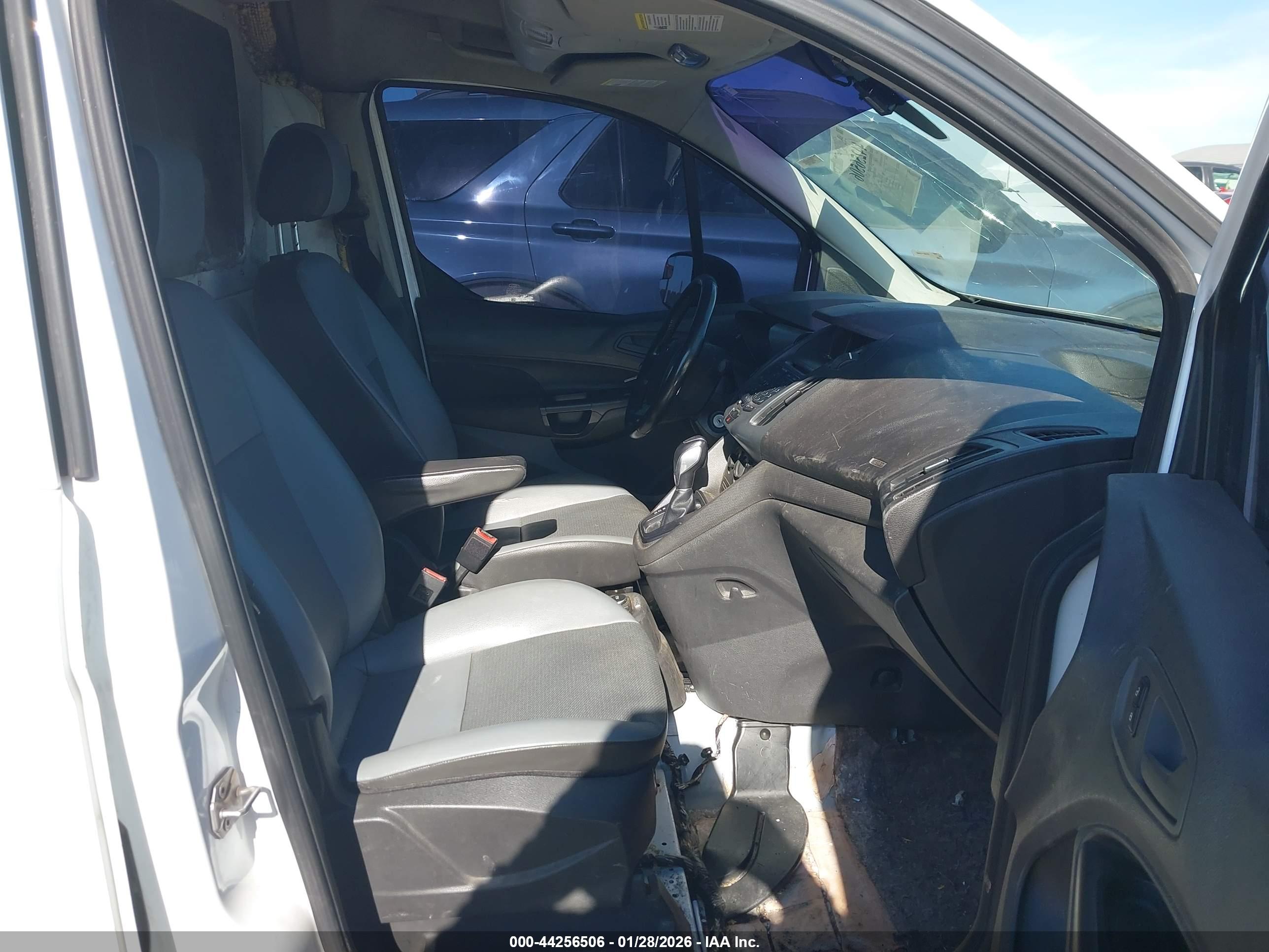 FORD TRANSIT image 5