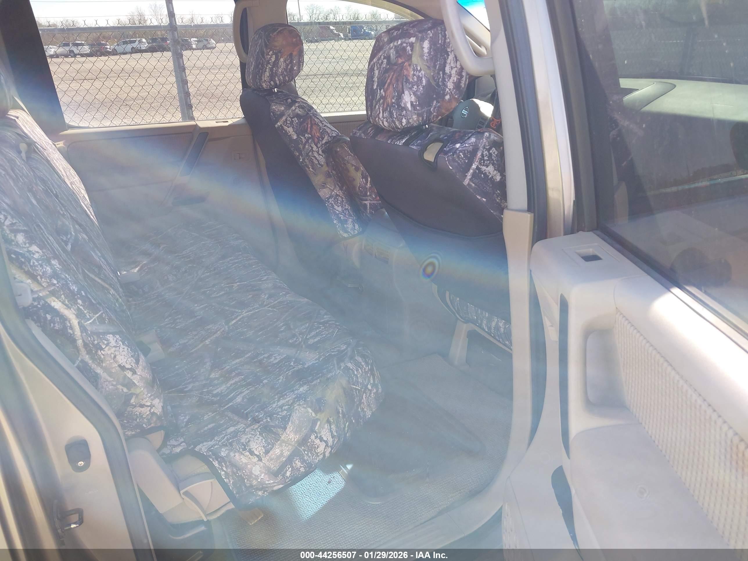 NISSAN TITAN image 8