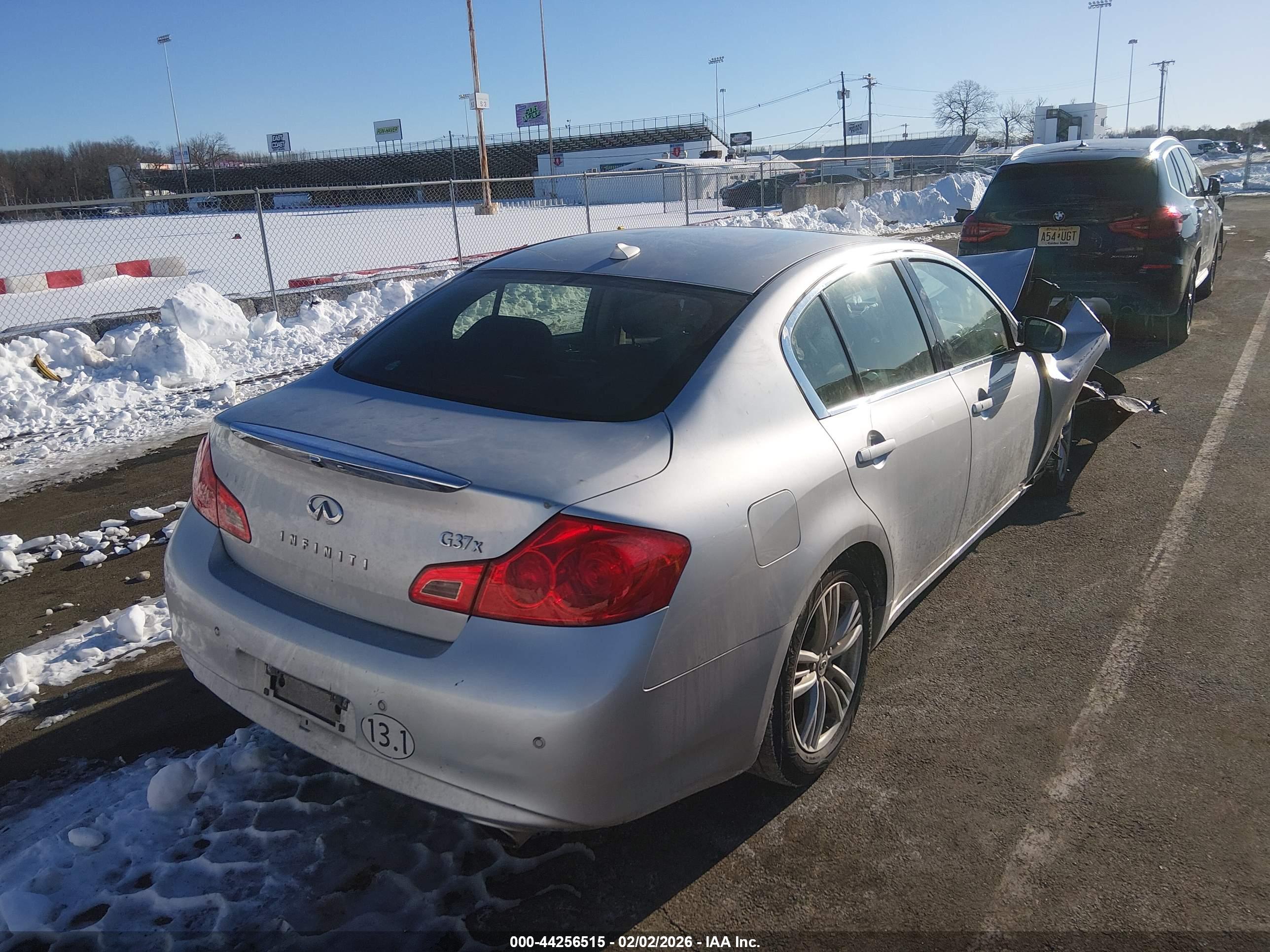 INFINITI G37X image 4