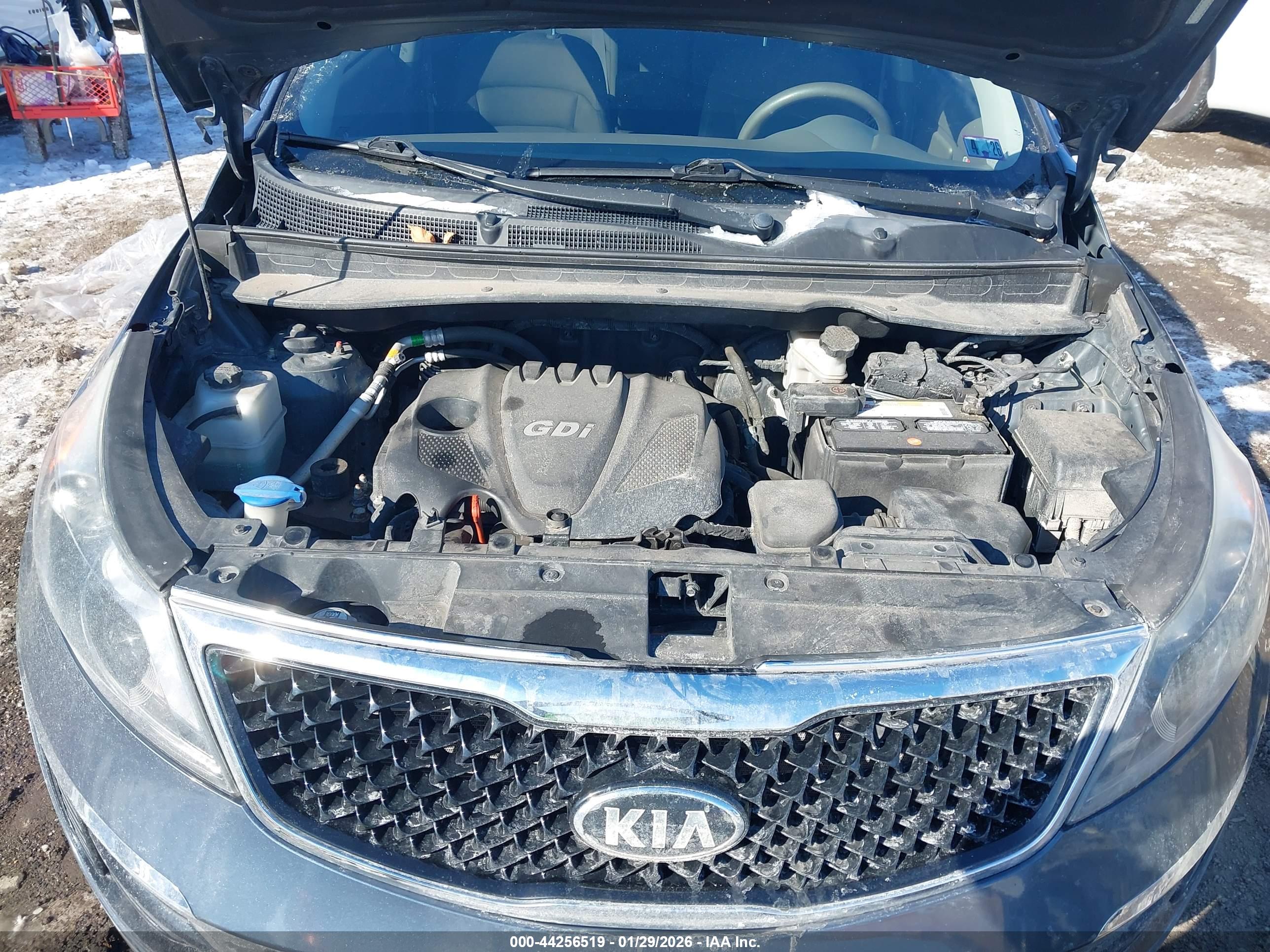 KIA SPORTAGE image 10