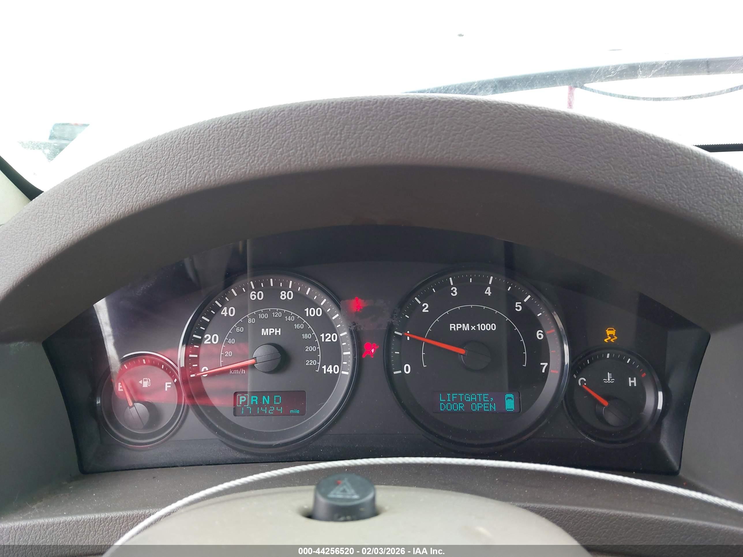 JEEP GRAND image 7