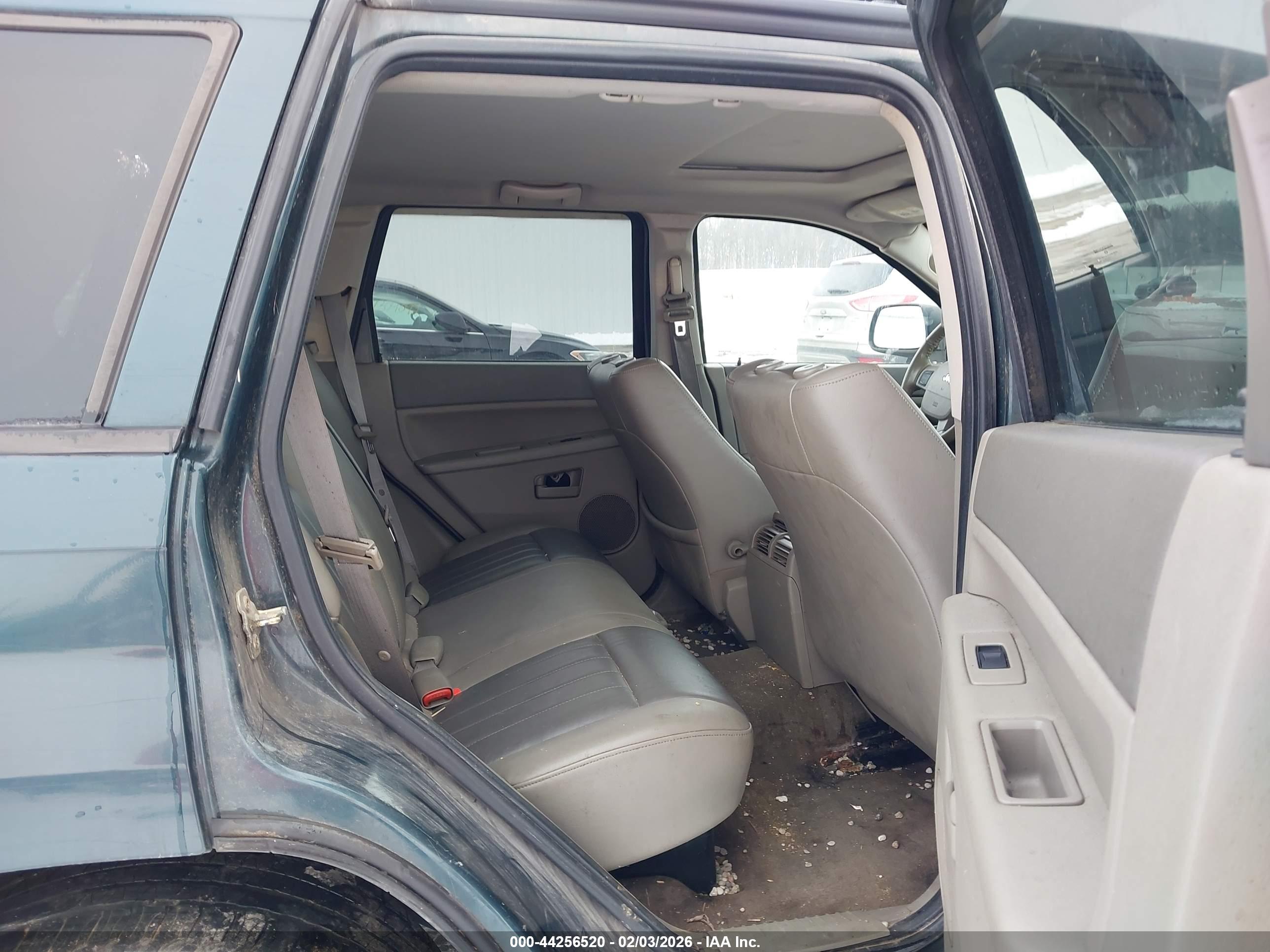 JEEP GRAND image 8