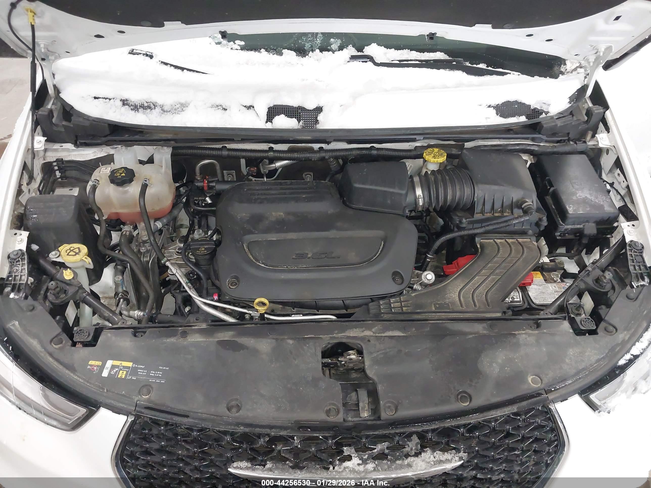 CHRYSLER PACIFICA image 10