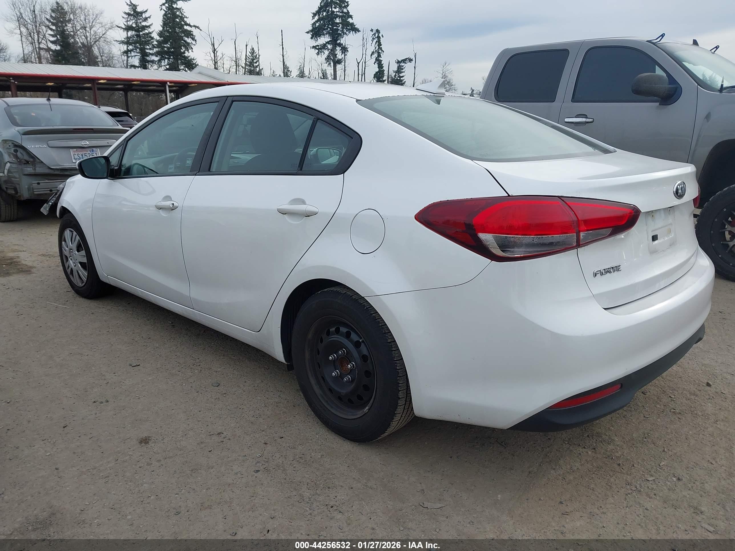 KIA FORTE image 3