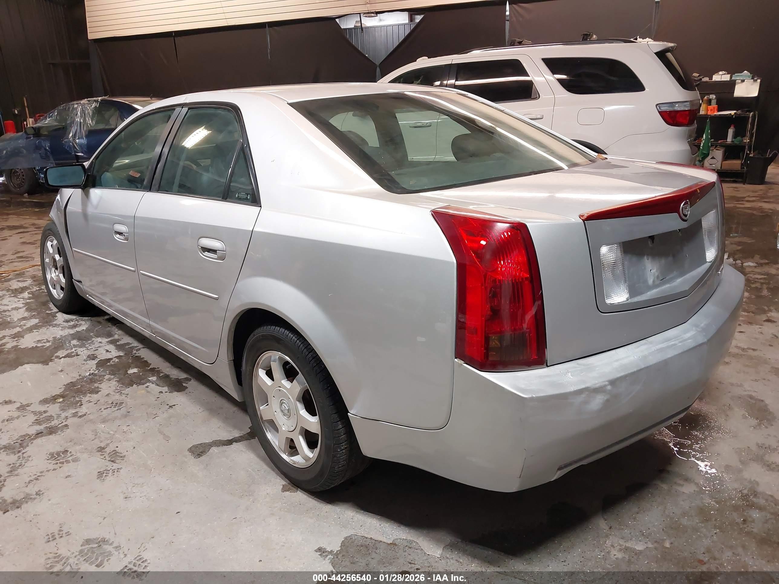 CADILLAC CTS image 3