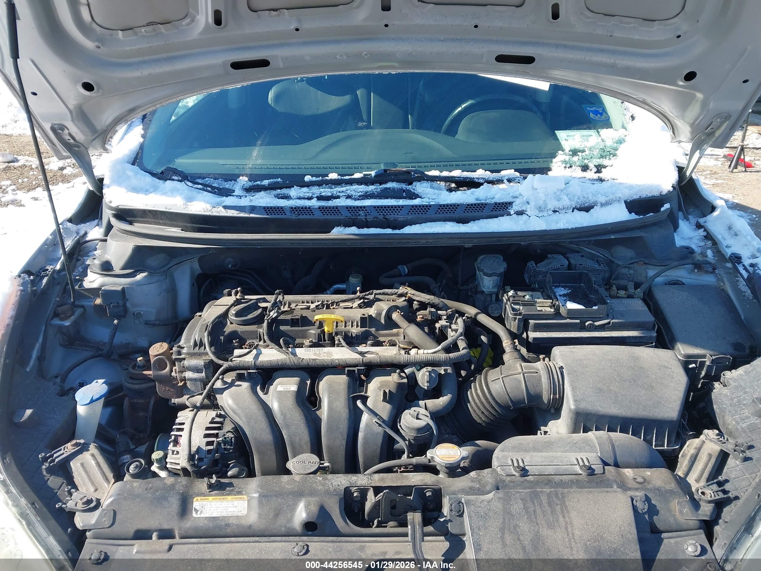 HYUNDAI ELANTRA image 10