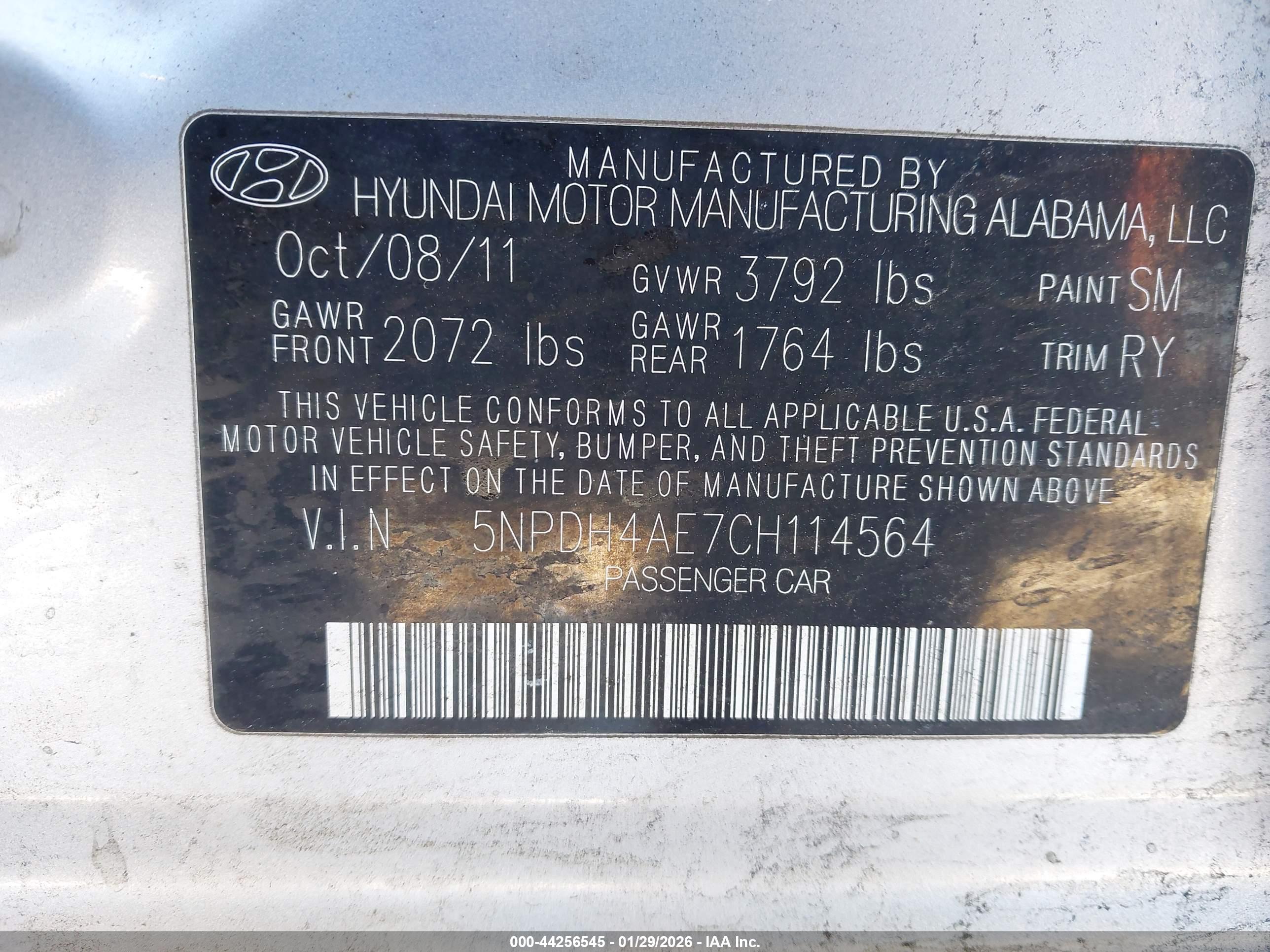 HYUNDAI ELANTRA image 9