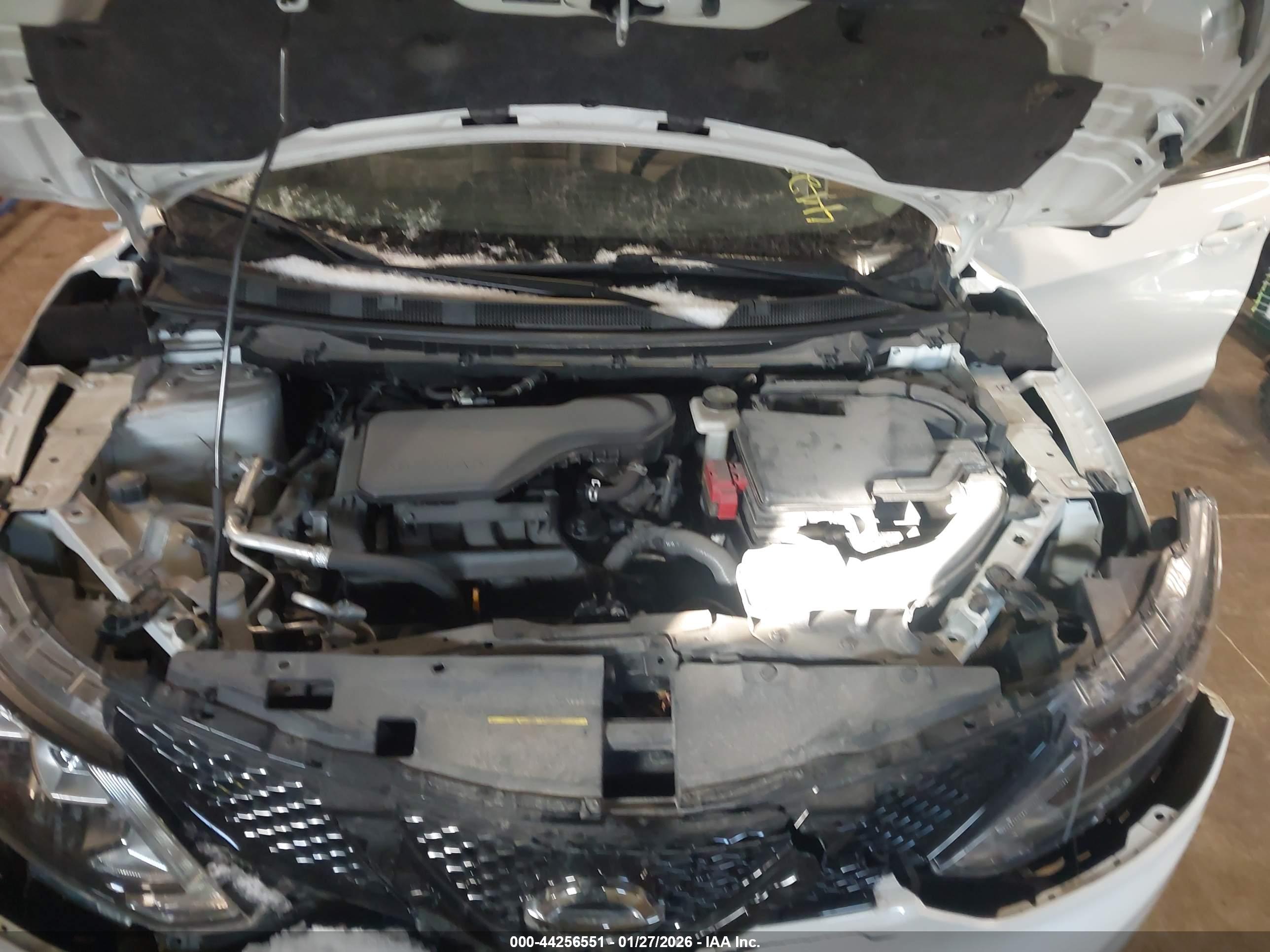 NISSAN ROGUE image 10