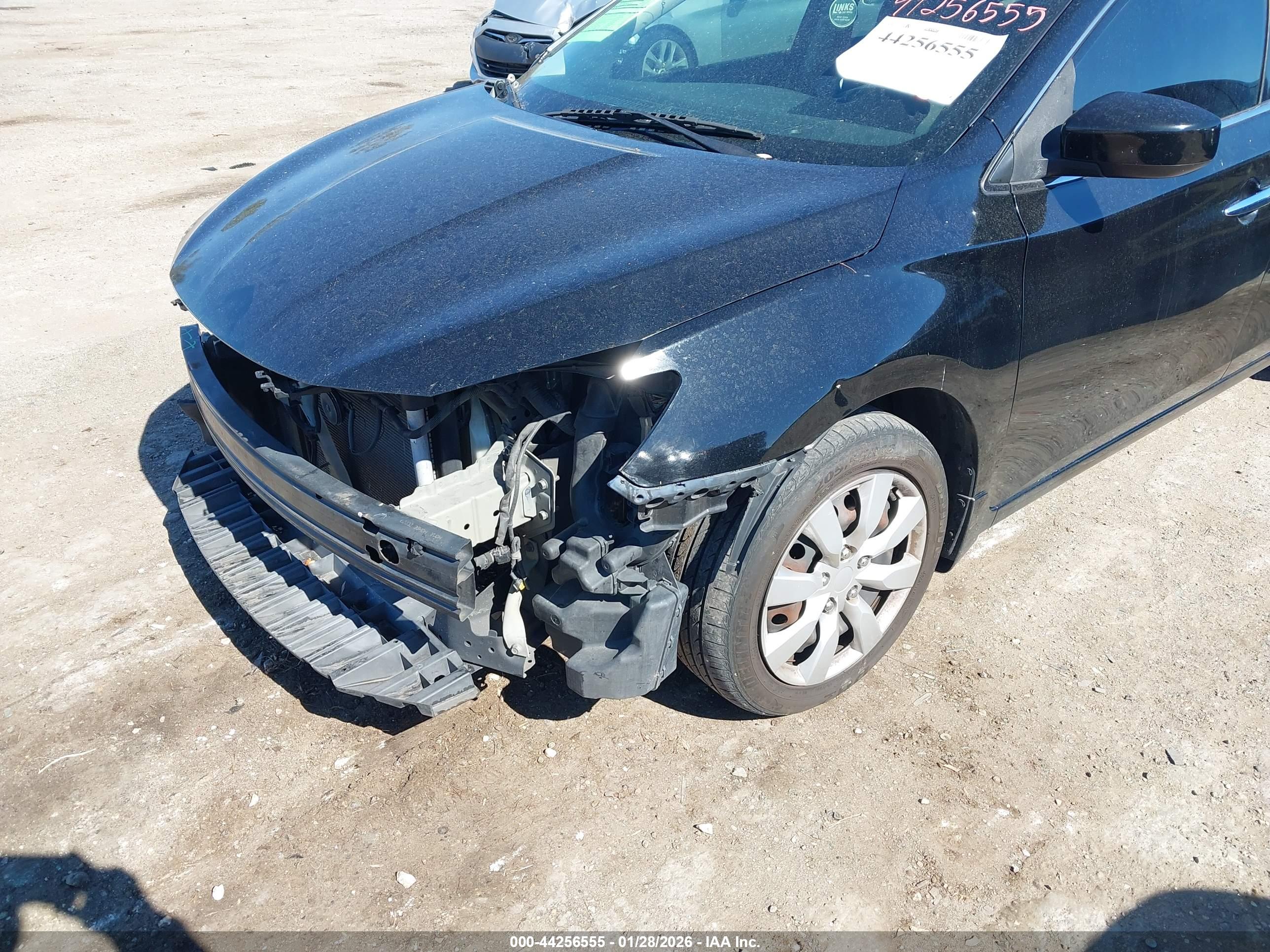 NISSAN SENTRA image 6