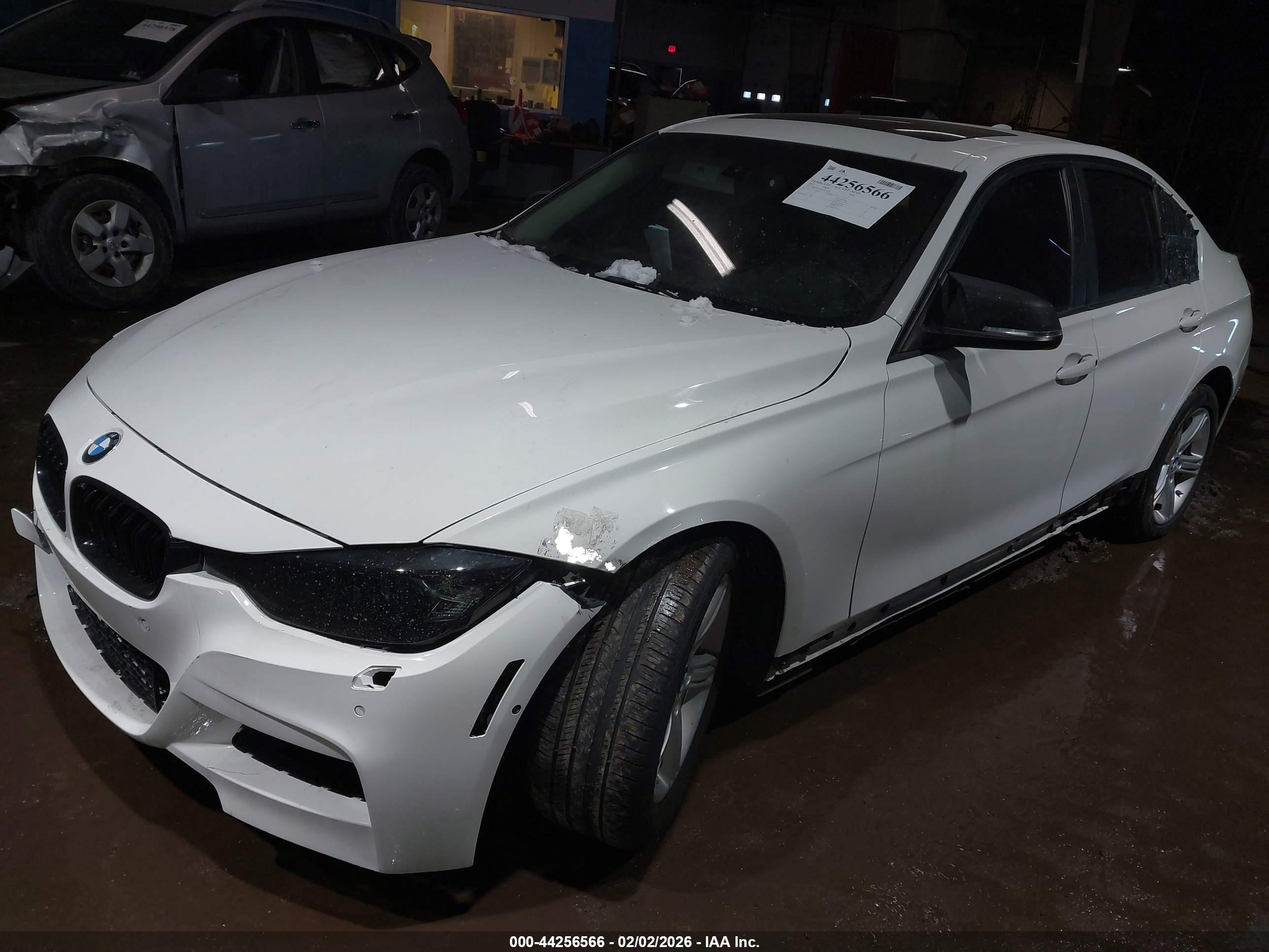 BMW 328I image 2