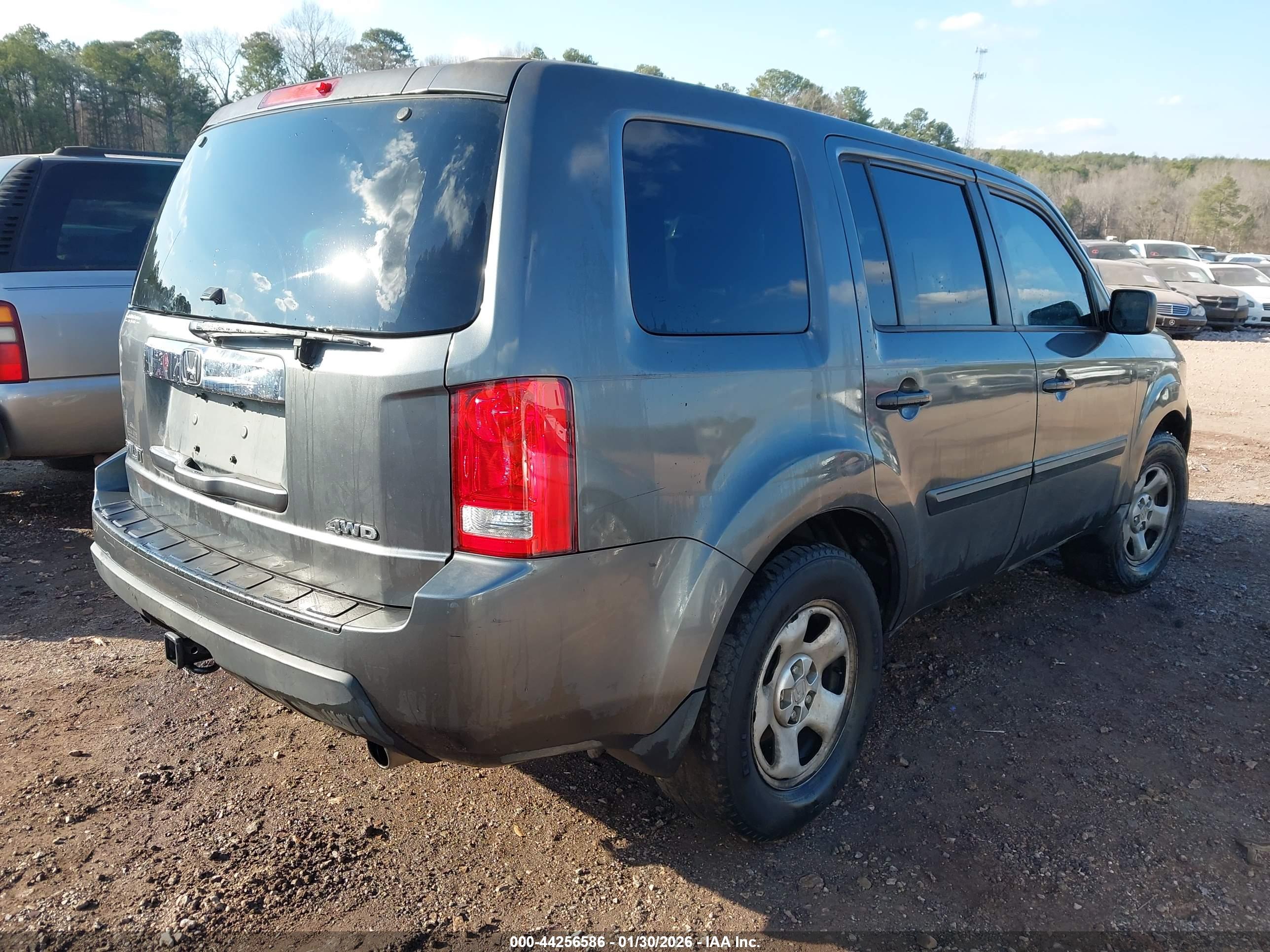 HONDA PILOT image 4