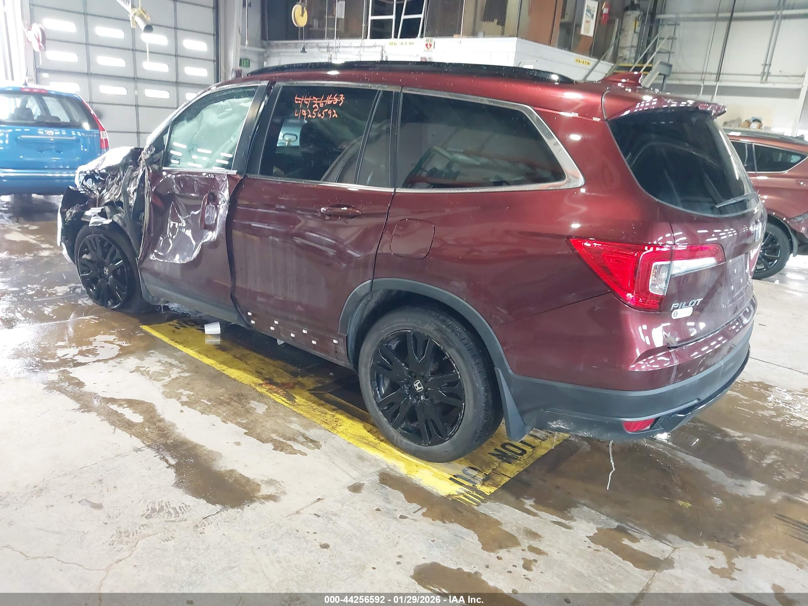 HONDA PILOT image 3