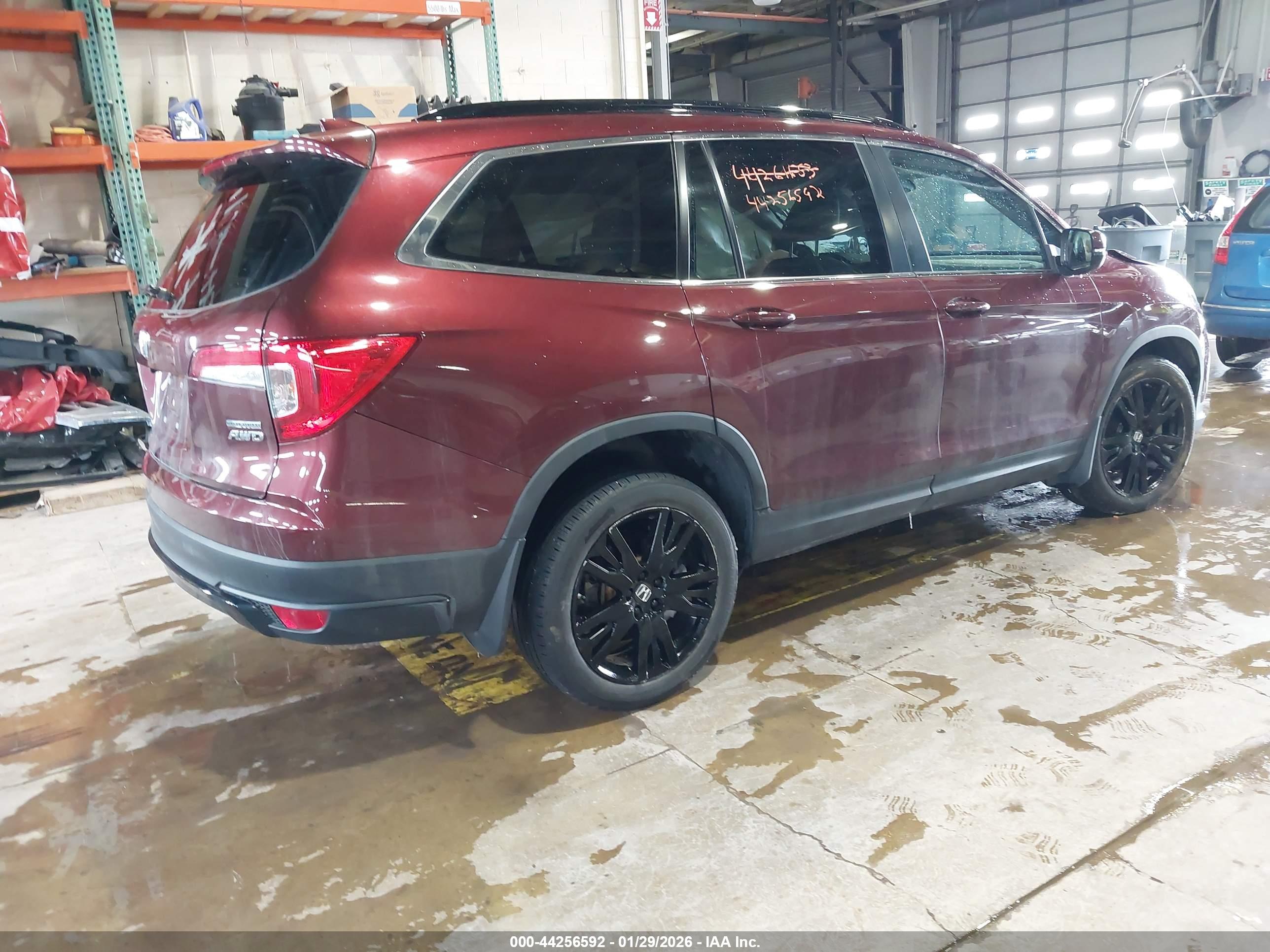 HONDA PILOT image 4