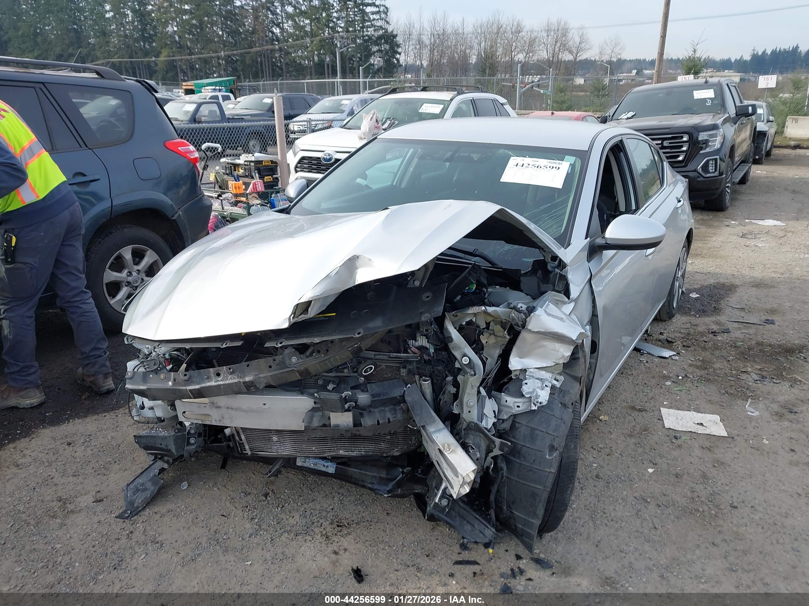 NISSAN ALTIMA image 6