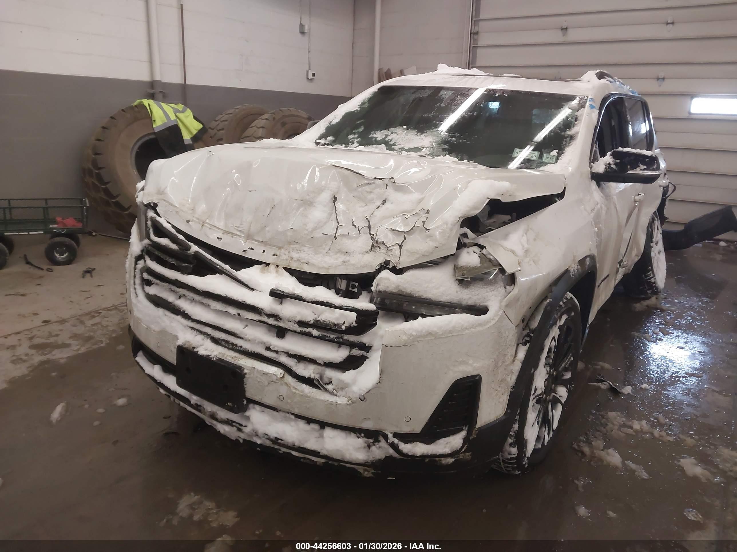 GMC ACADIA image 6