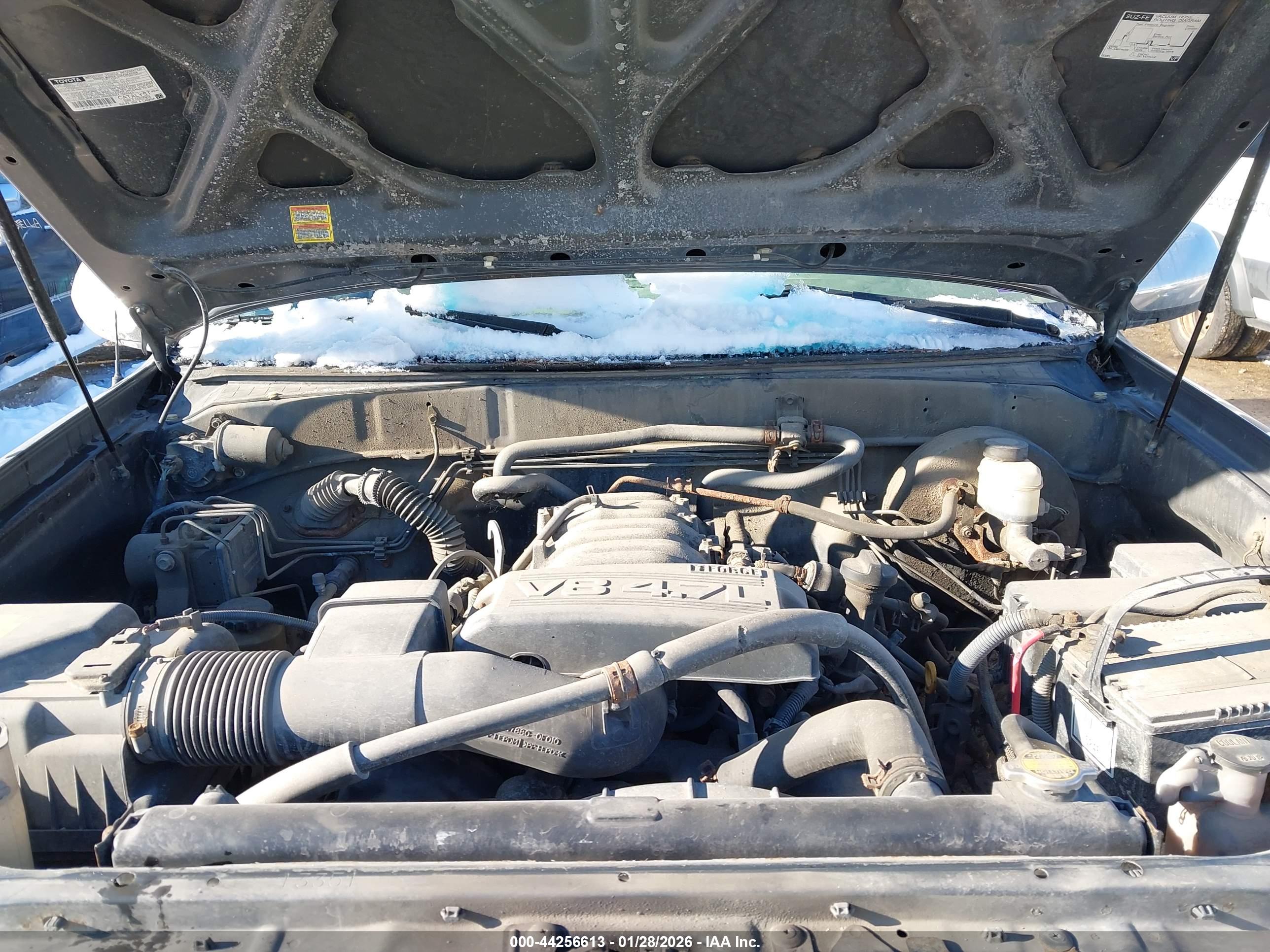 TOYOTA TUNDRA image 10