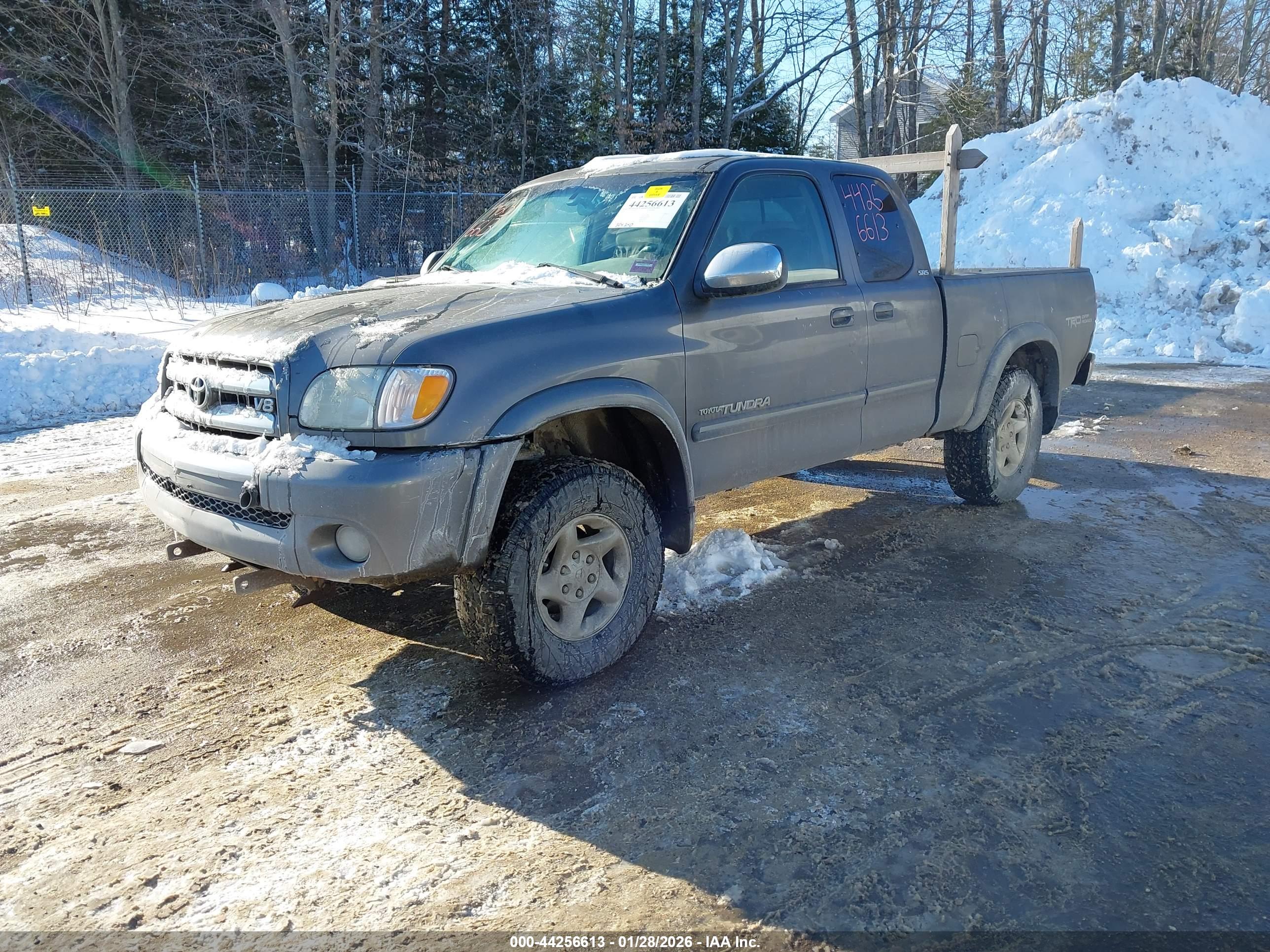 TOYOTA TUNDRA image 2