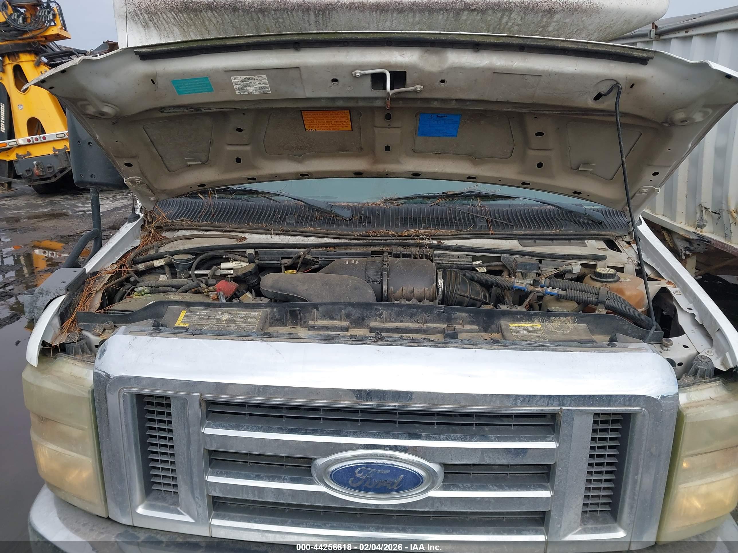 FORD E-350 image 10