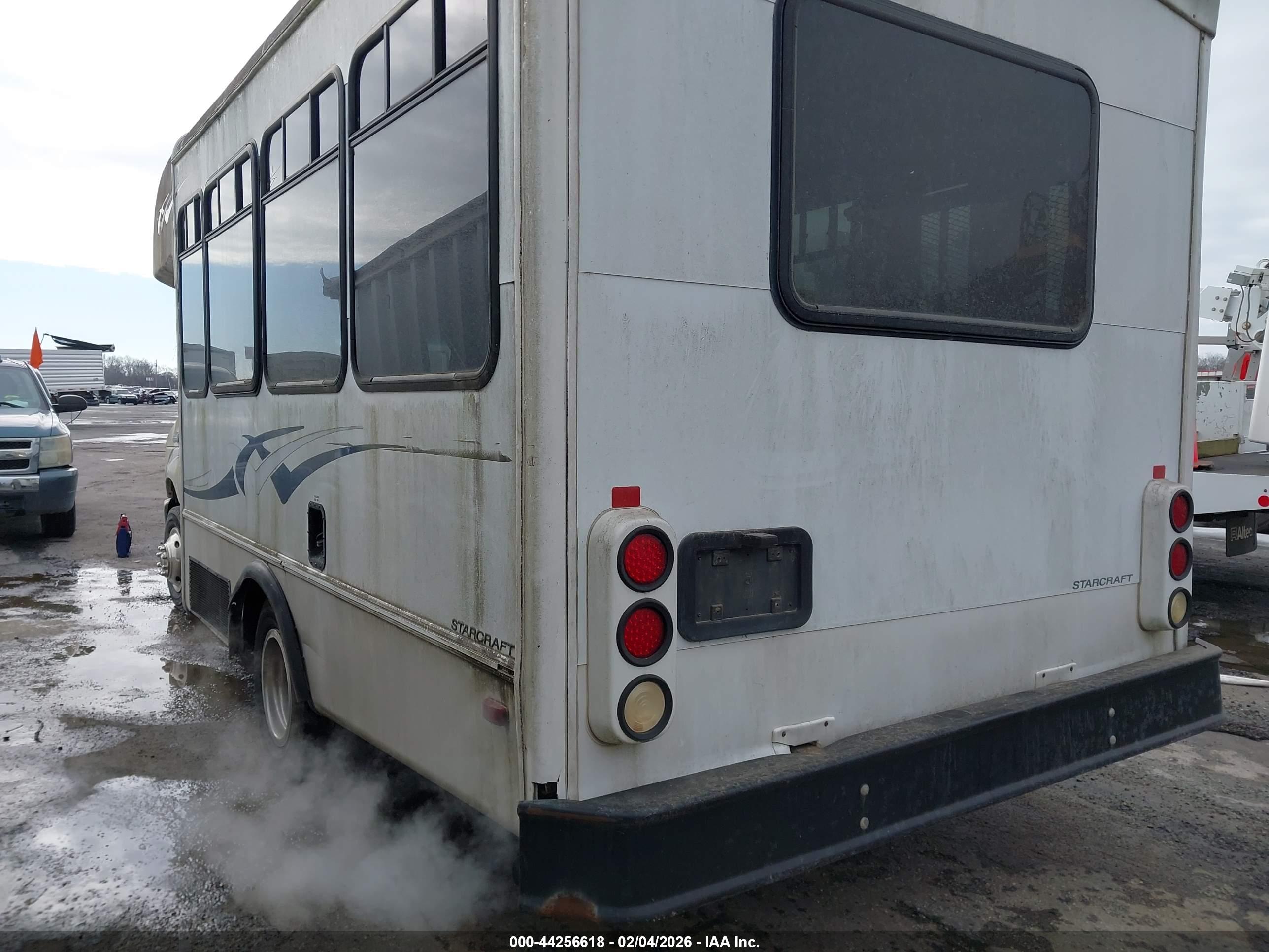 FORD E-350 image 3