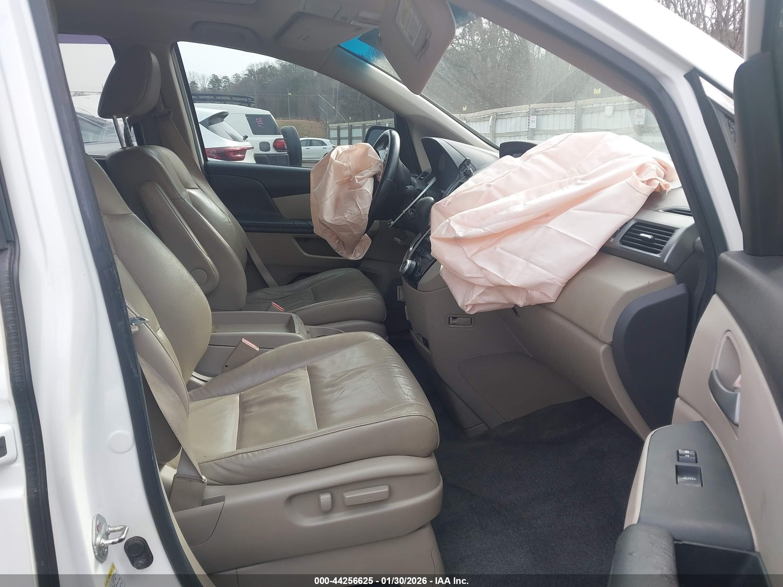 HONDA ODYSSEY image 5