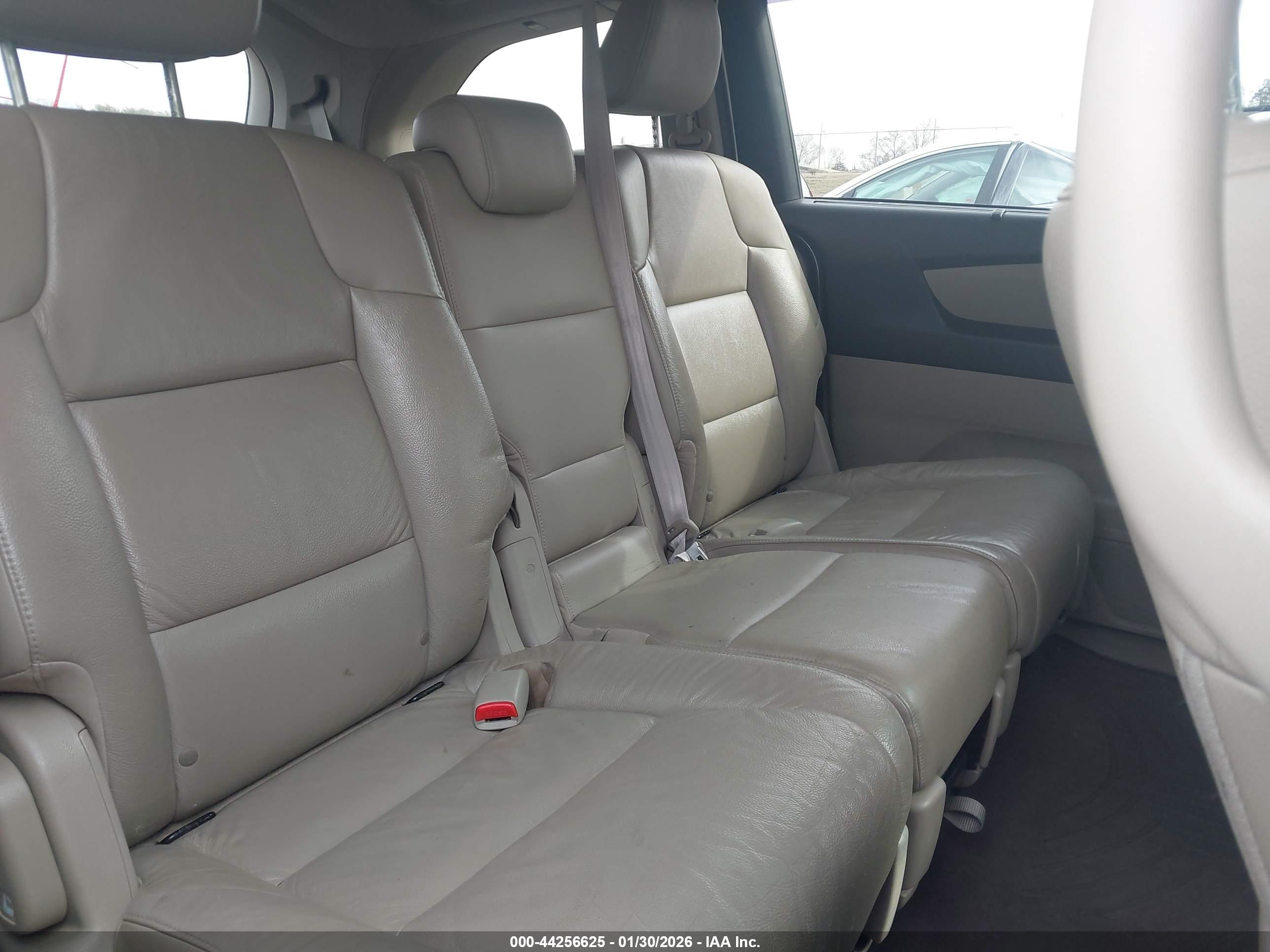 HONDA ODYSSEY image 8