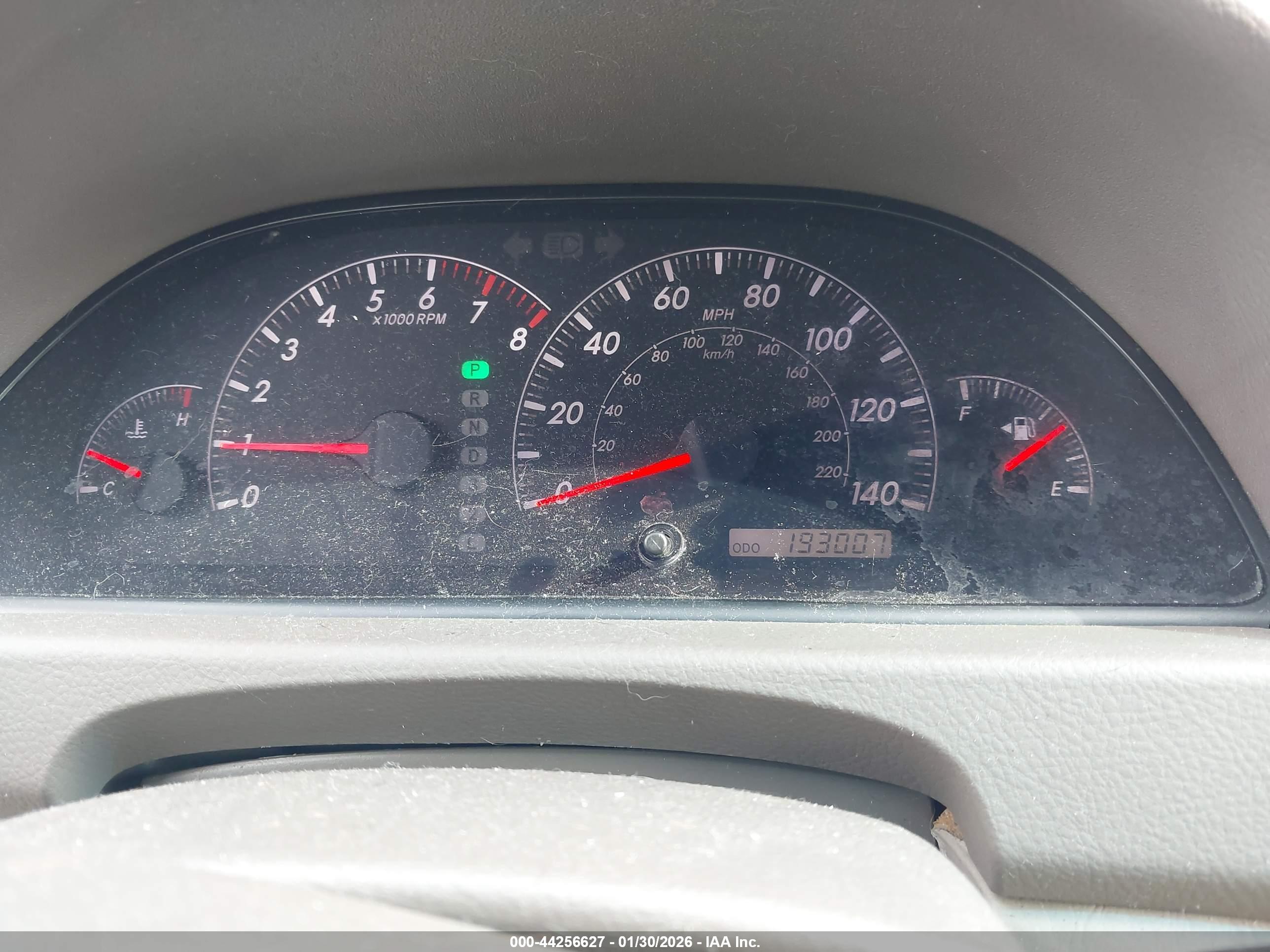 TOYOTA CAMRY image 7