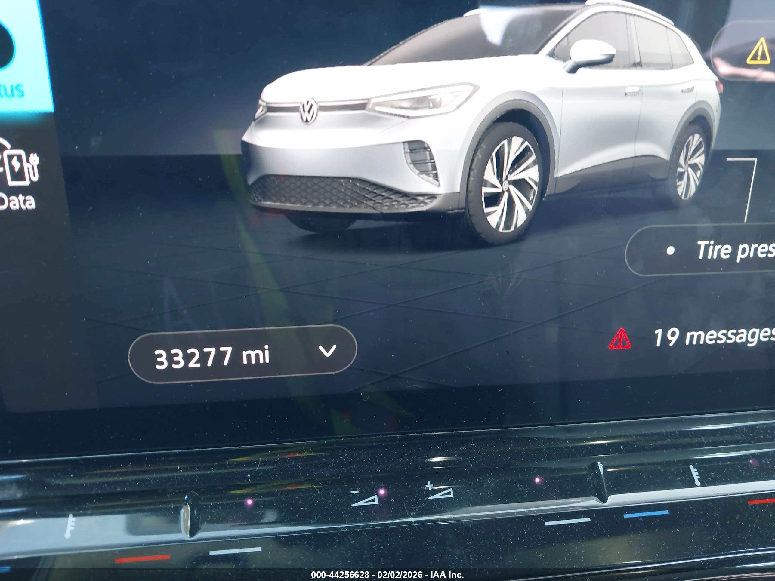 VOLKSWAGEN ID.4 image 7